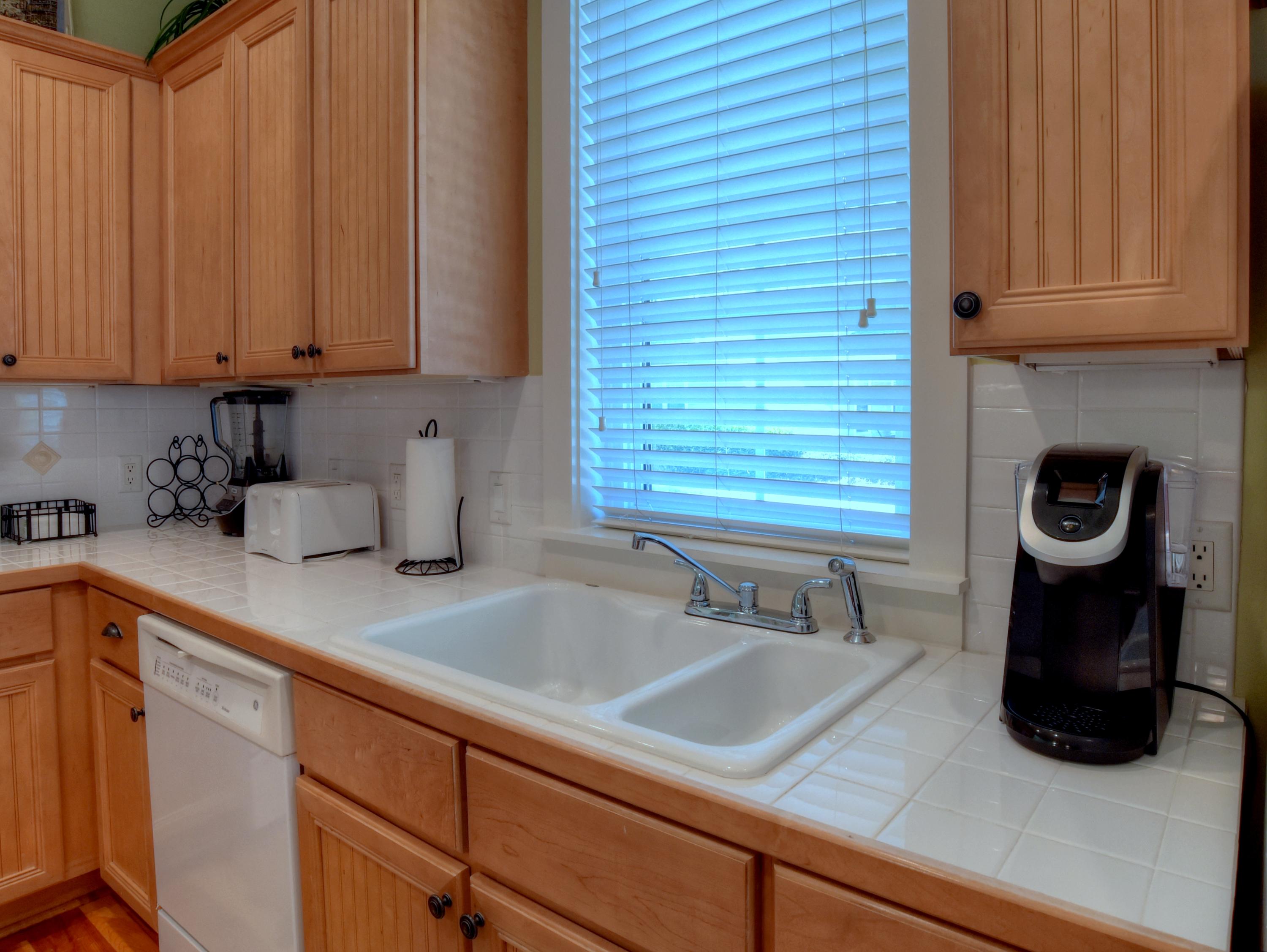 LAUREL GROVE - Residential