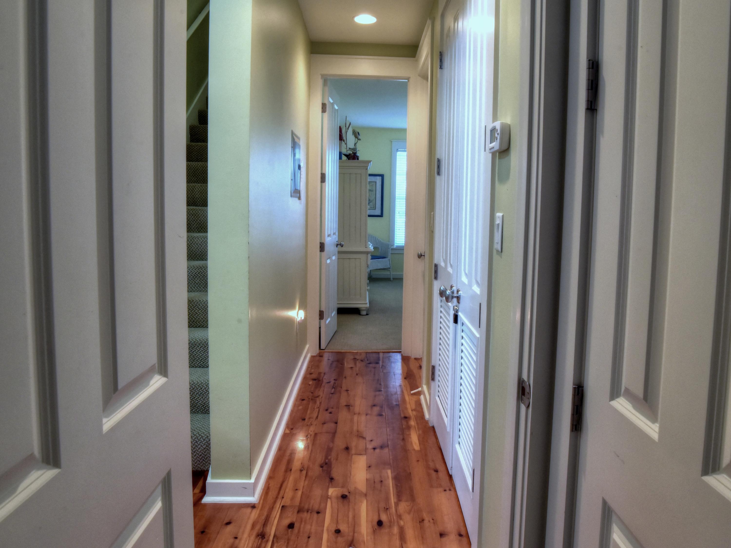 LAUREL GROVE - Residential