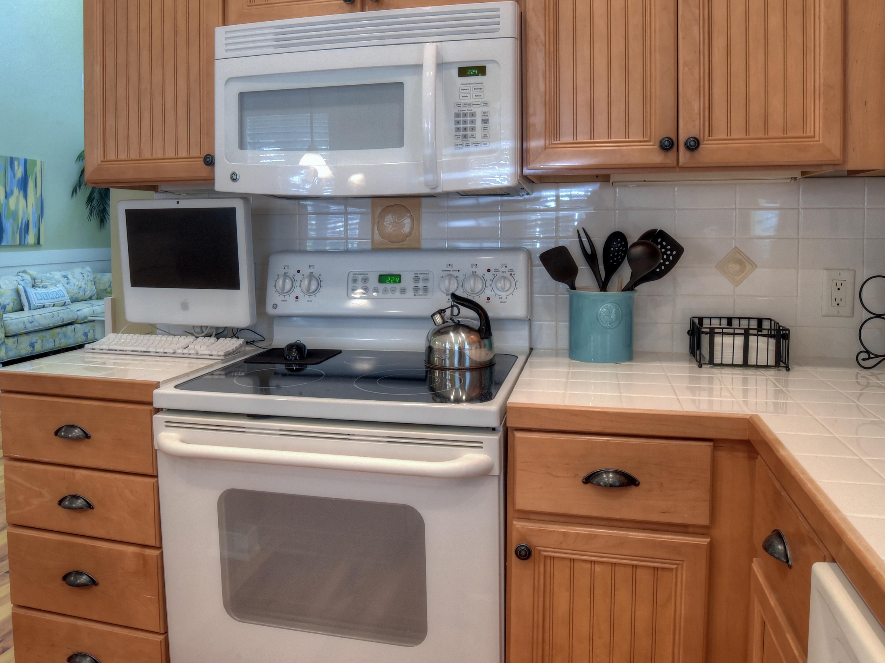 LAUREL GROVE - Residential