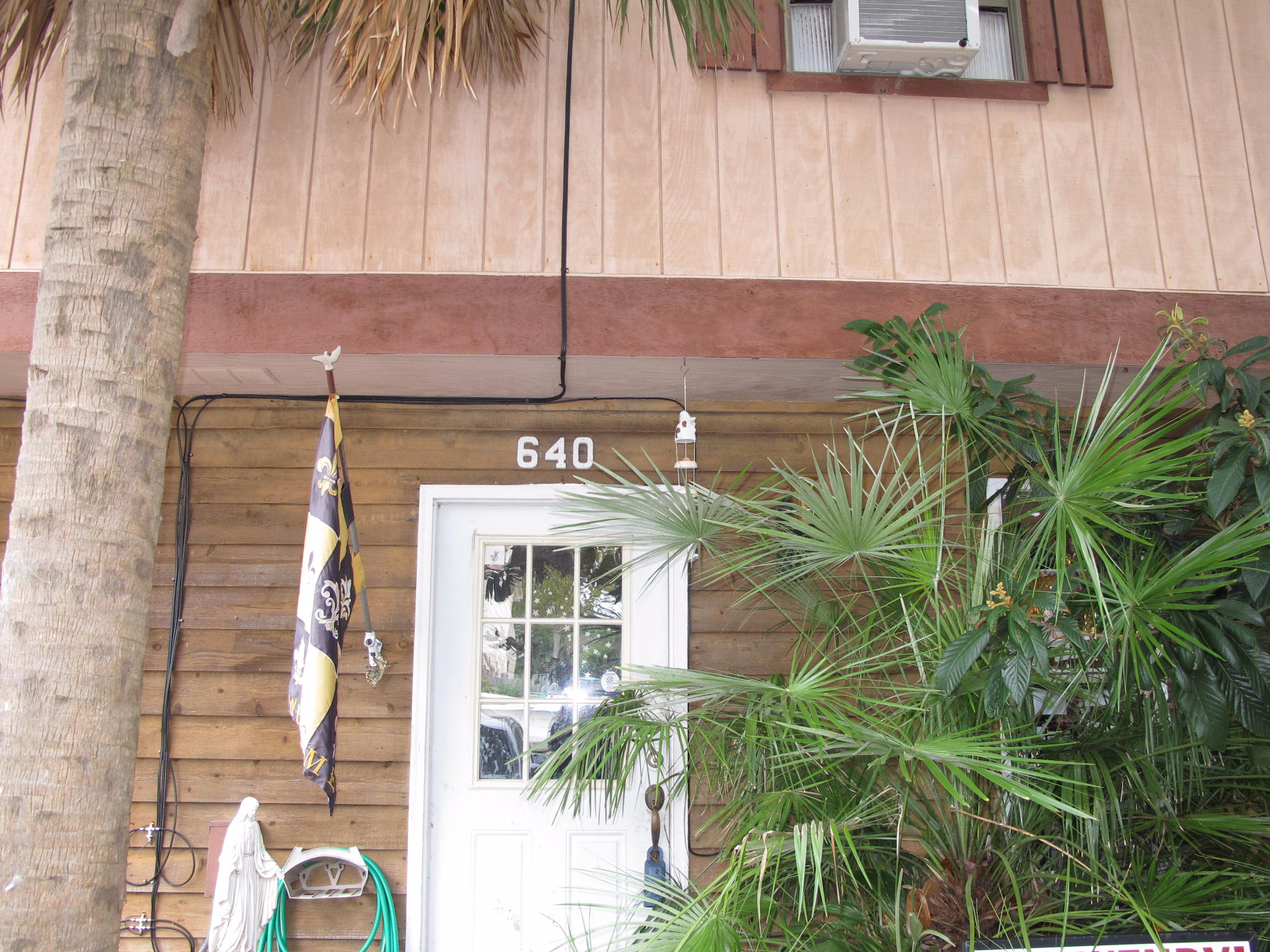 SANDALWOOD MANOR 1ST ADDN - Residential