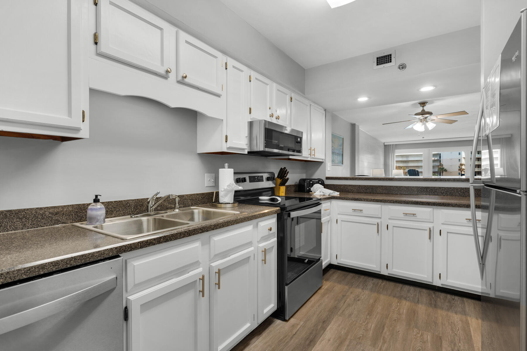 SEA OATS CONDO - Residential Lease