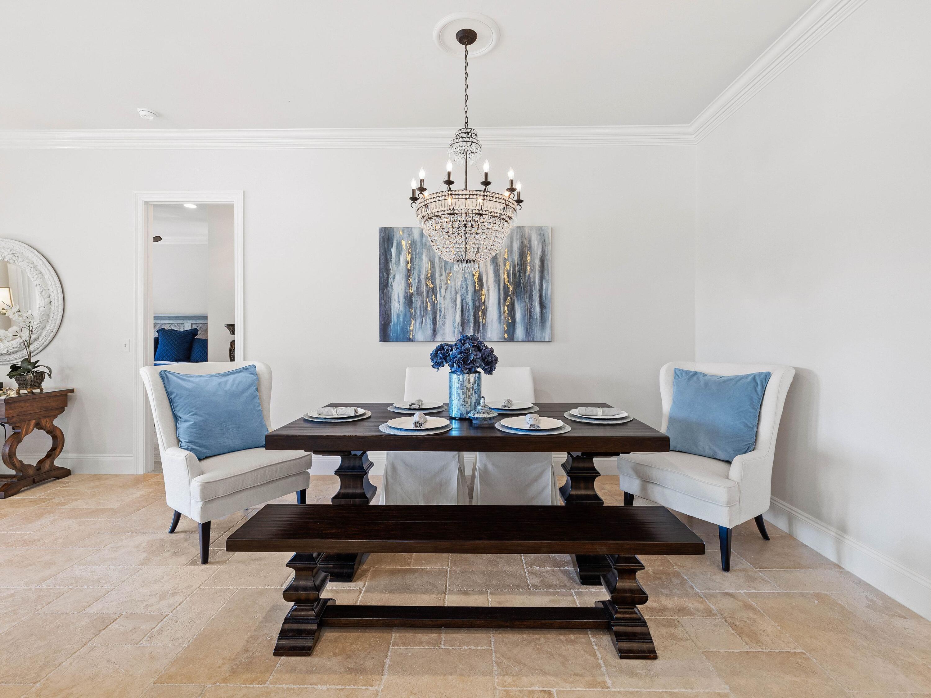 VILLA LAGO - Residential