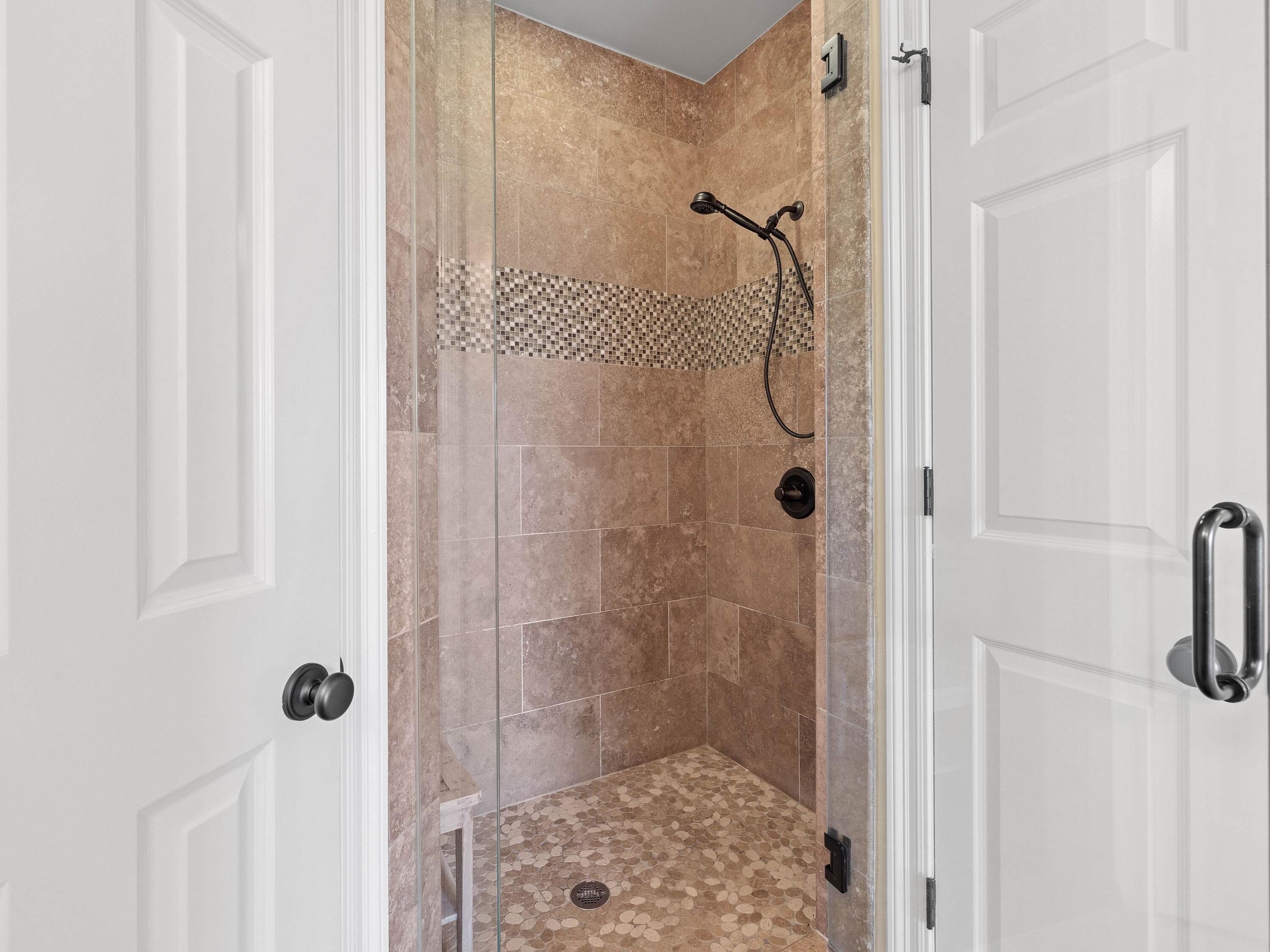 VILLA LAGO - Residential