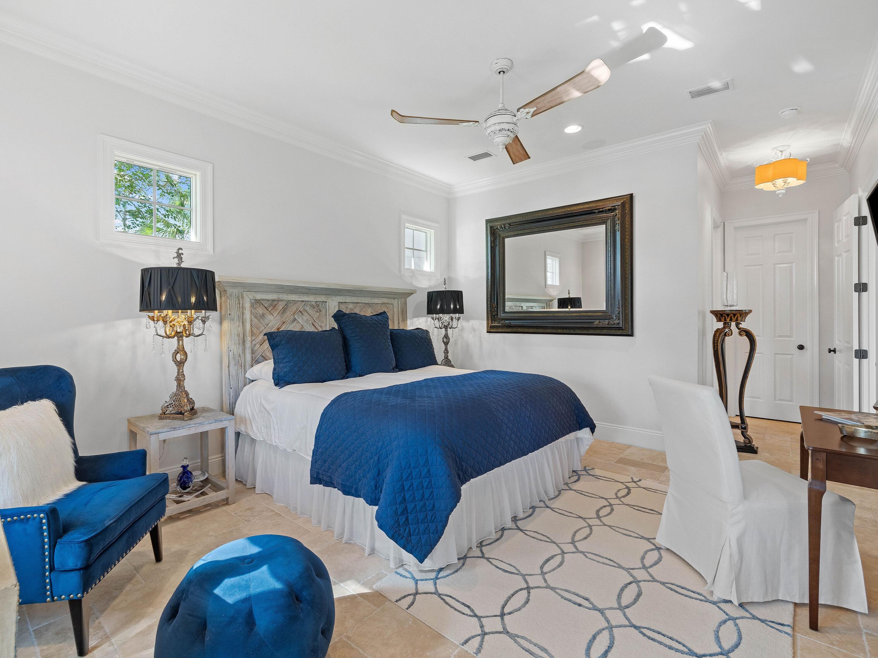 VILLA LAGO - Residential