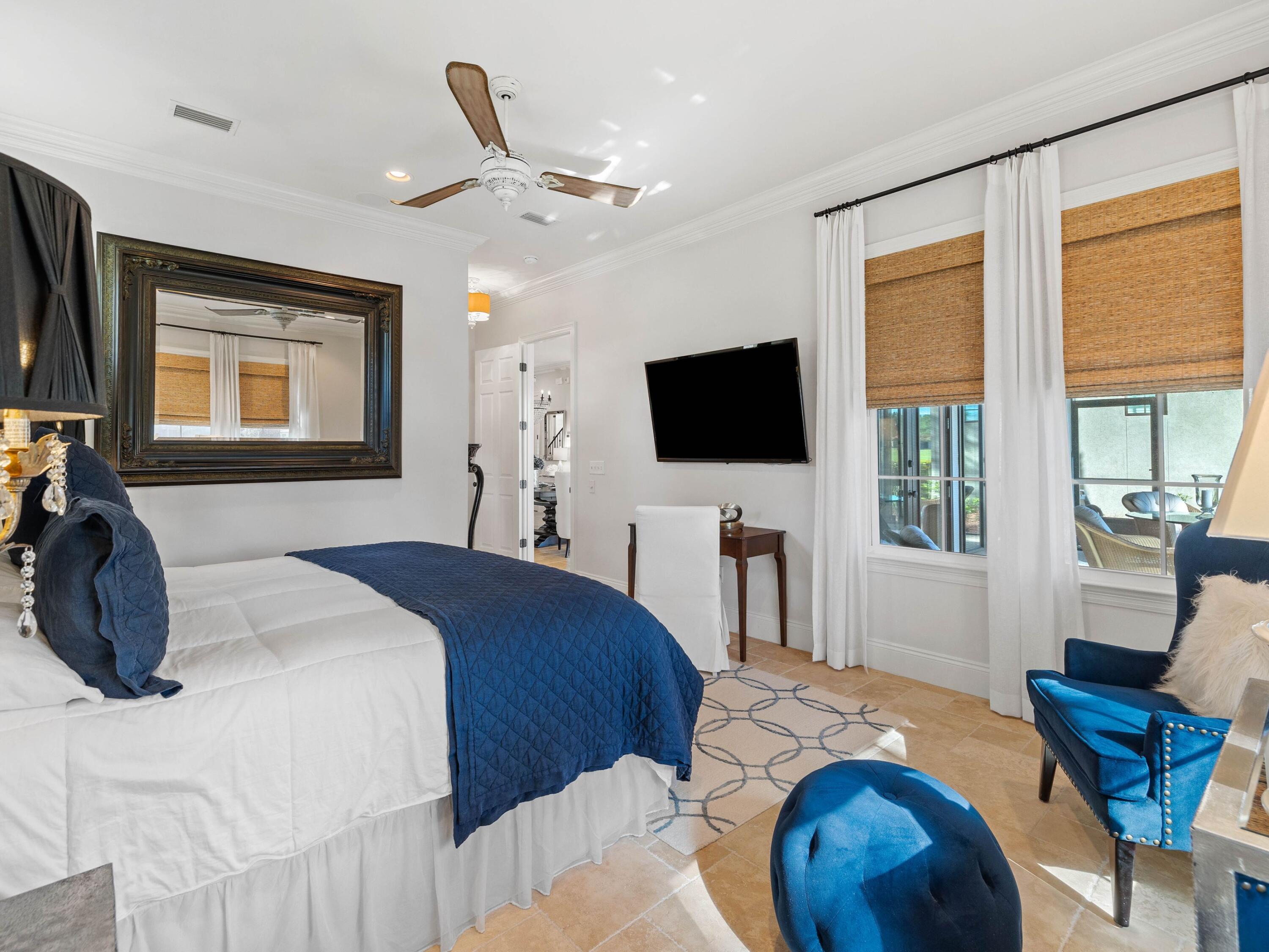 VILLA LAGO - Residential