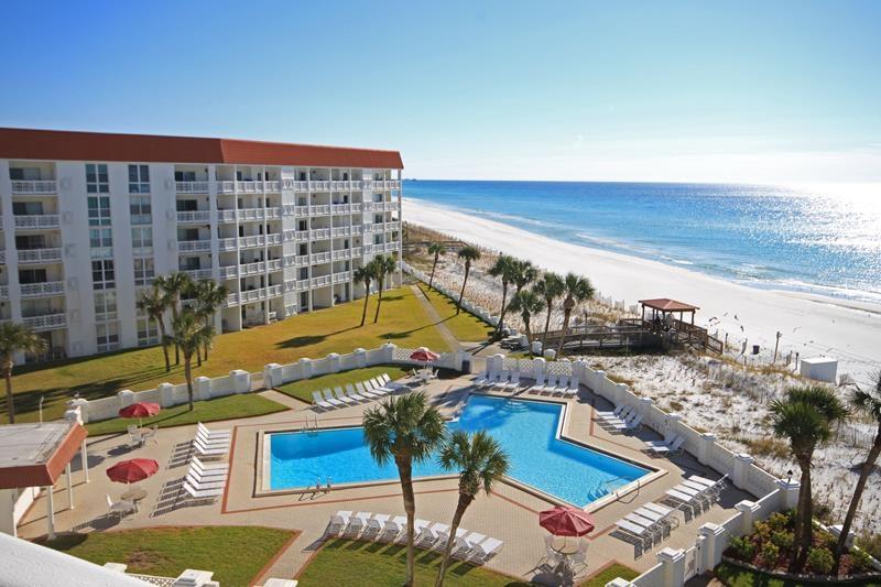 EL MATADOR CONDO - Residential