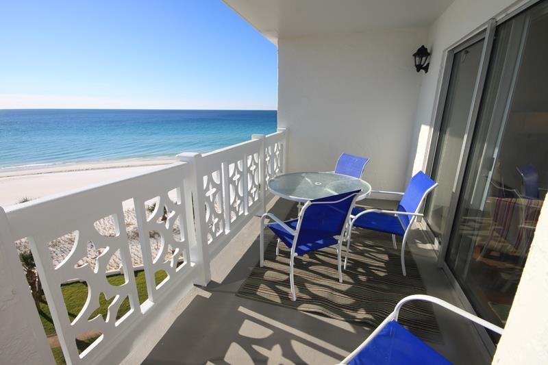 EL MATADOR CONDO - Residential