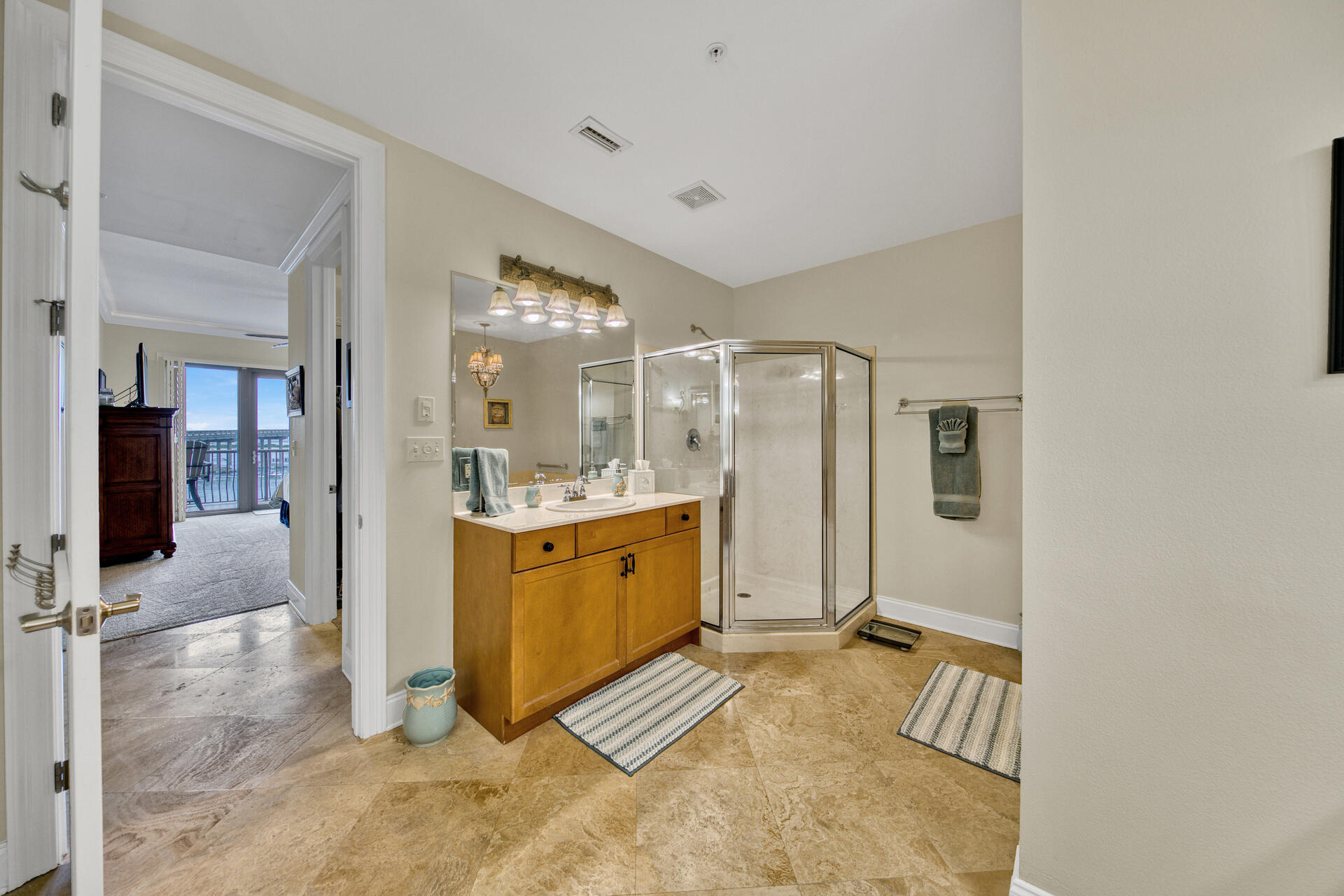 SIDES MORENO POINT WEST - Residential