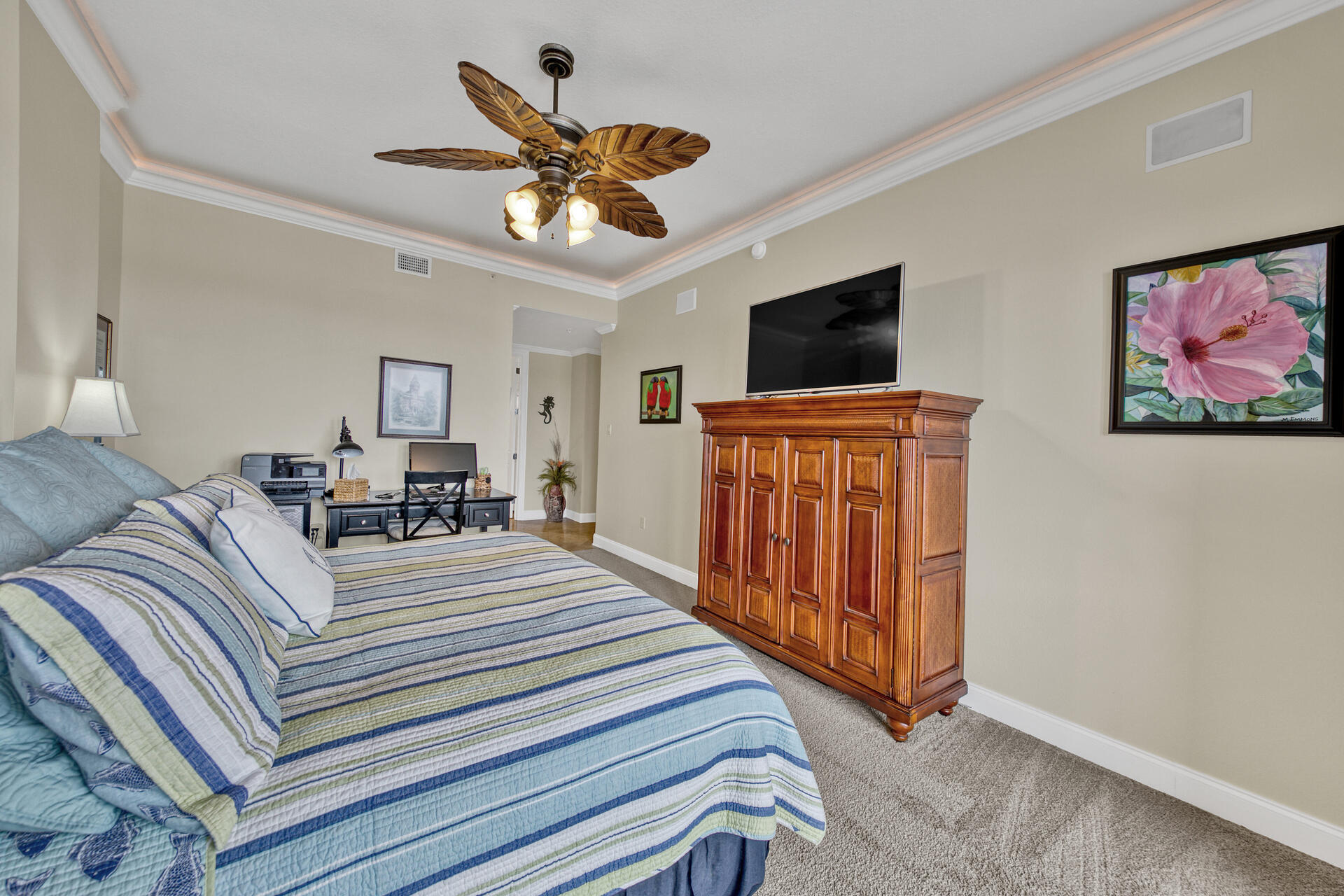 SIDES MORENO POINT WEST - Residential