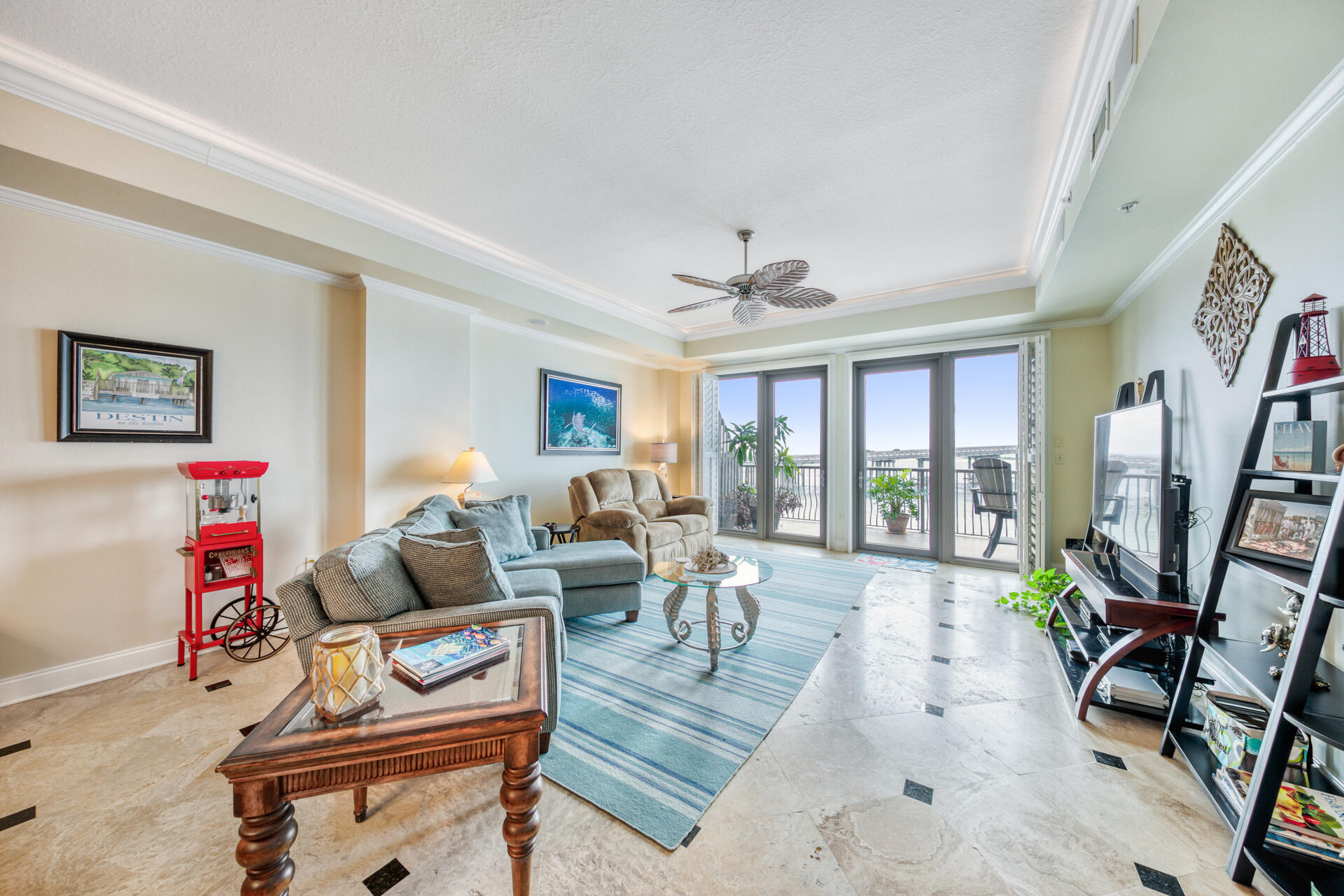 SIDES MORENO POINT WEST - Residential