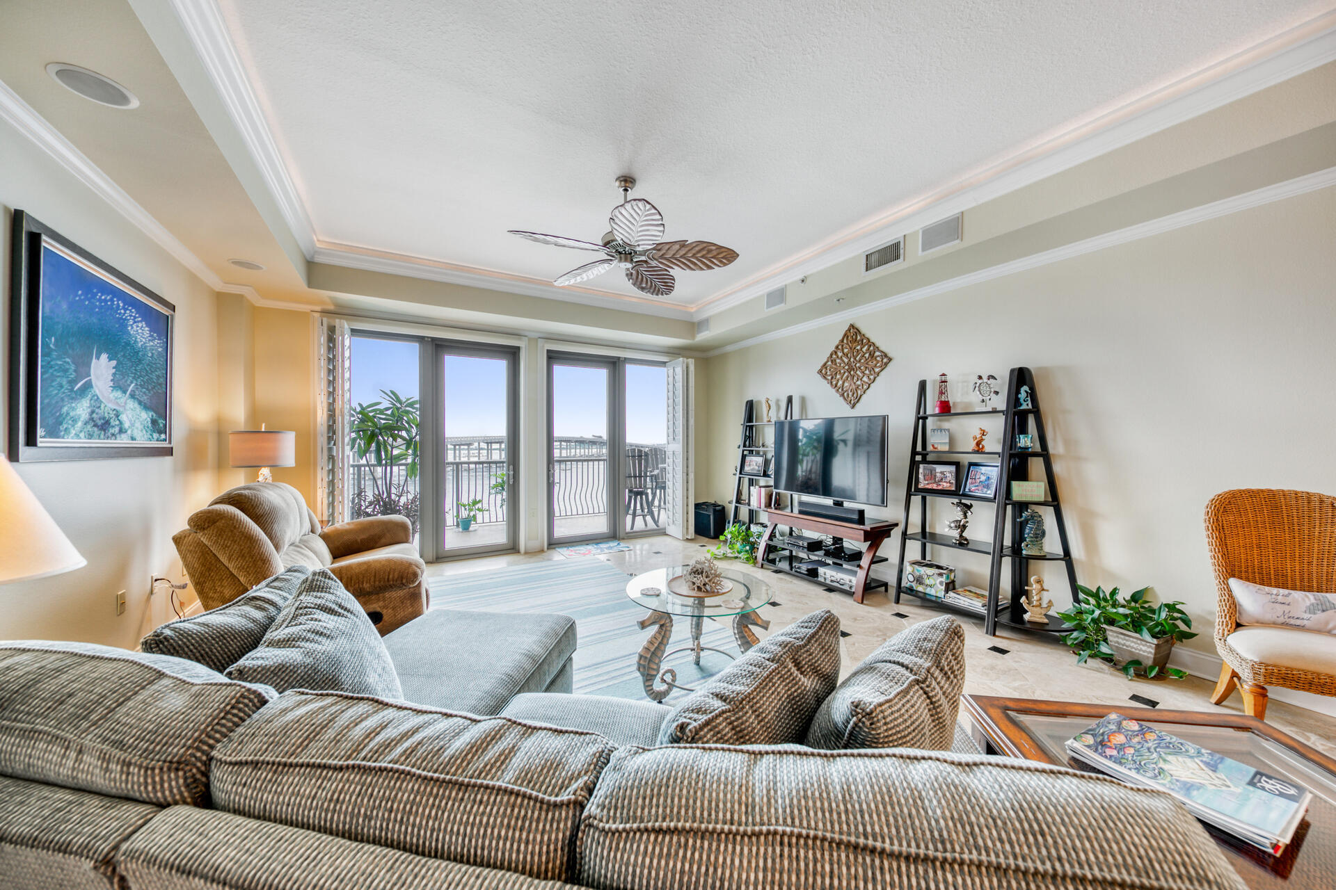 SIDES MORENO POINT WEST - Residential