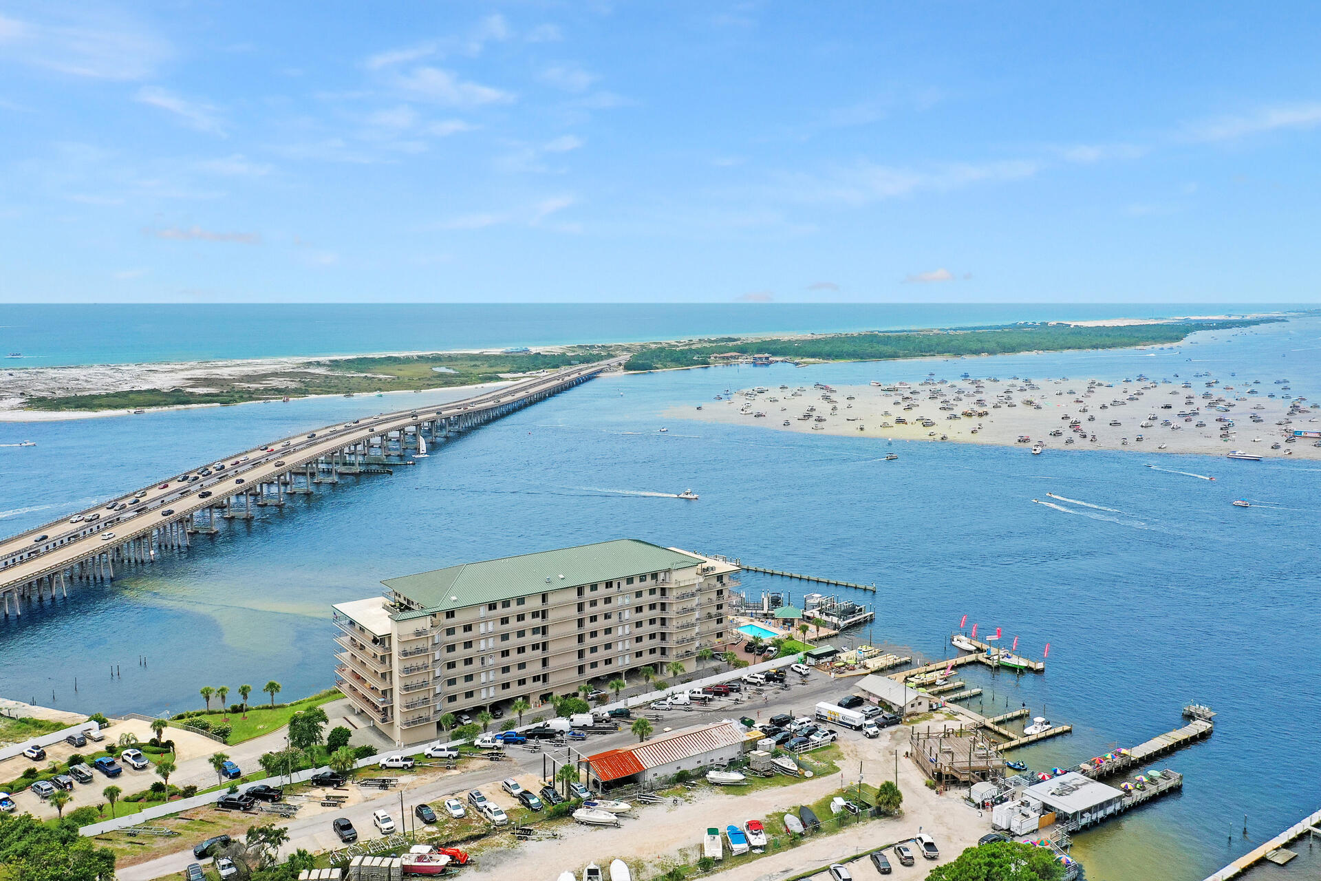 SIDES MORENO POINT WEST - Residential