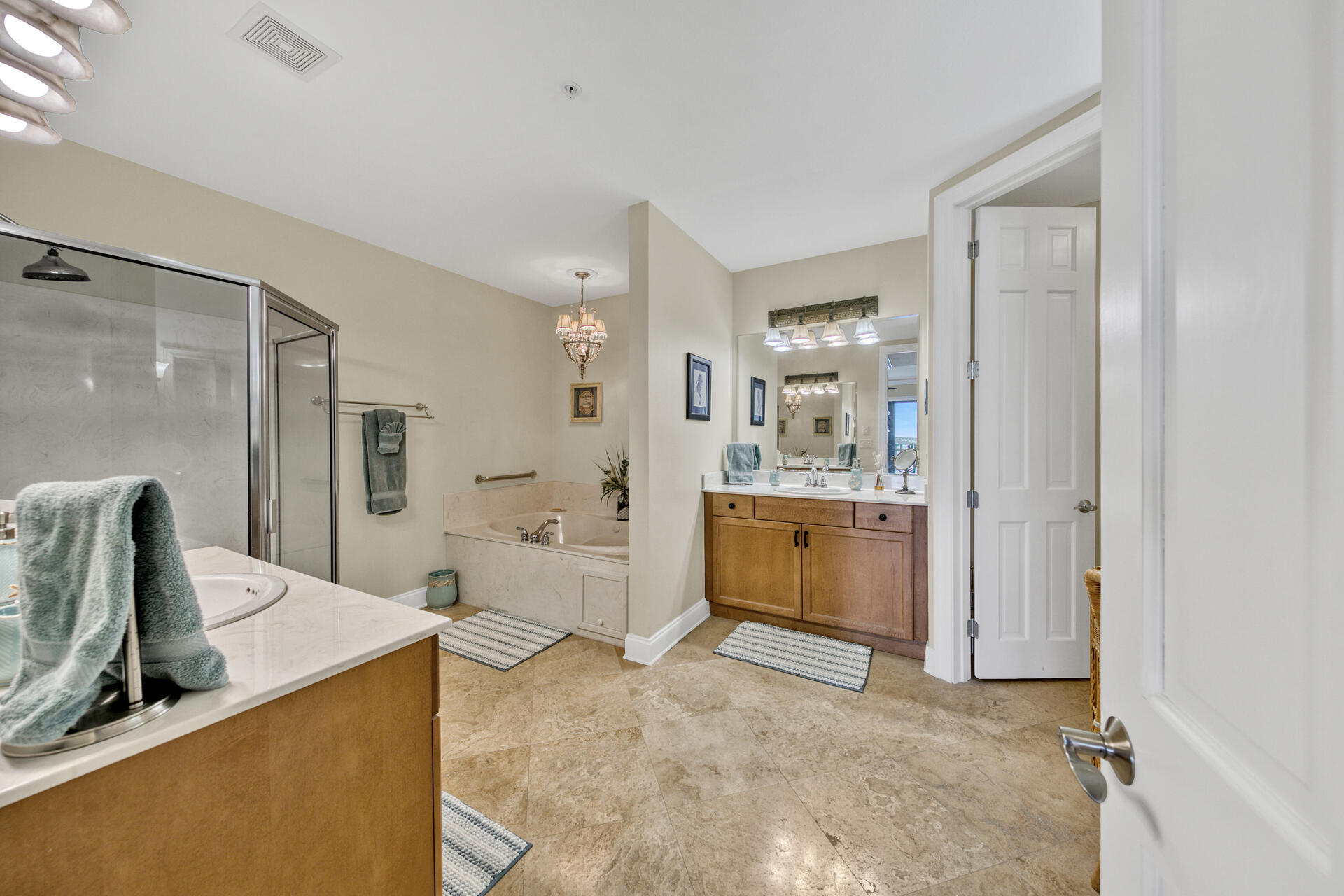 SIDES MORENO POINT WEST - Residential