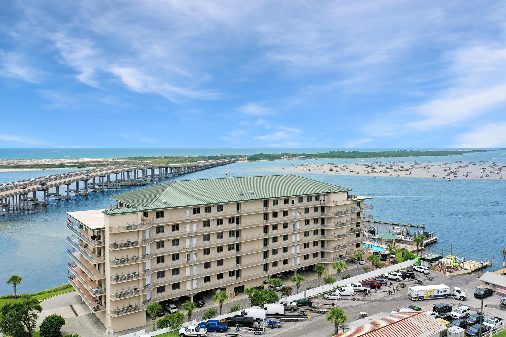 SIDES MORENO POINT WEST - Residential