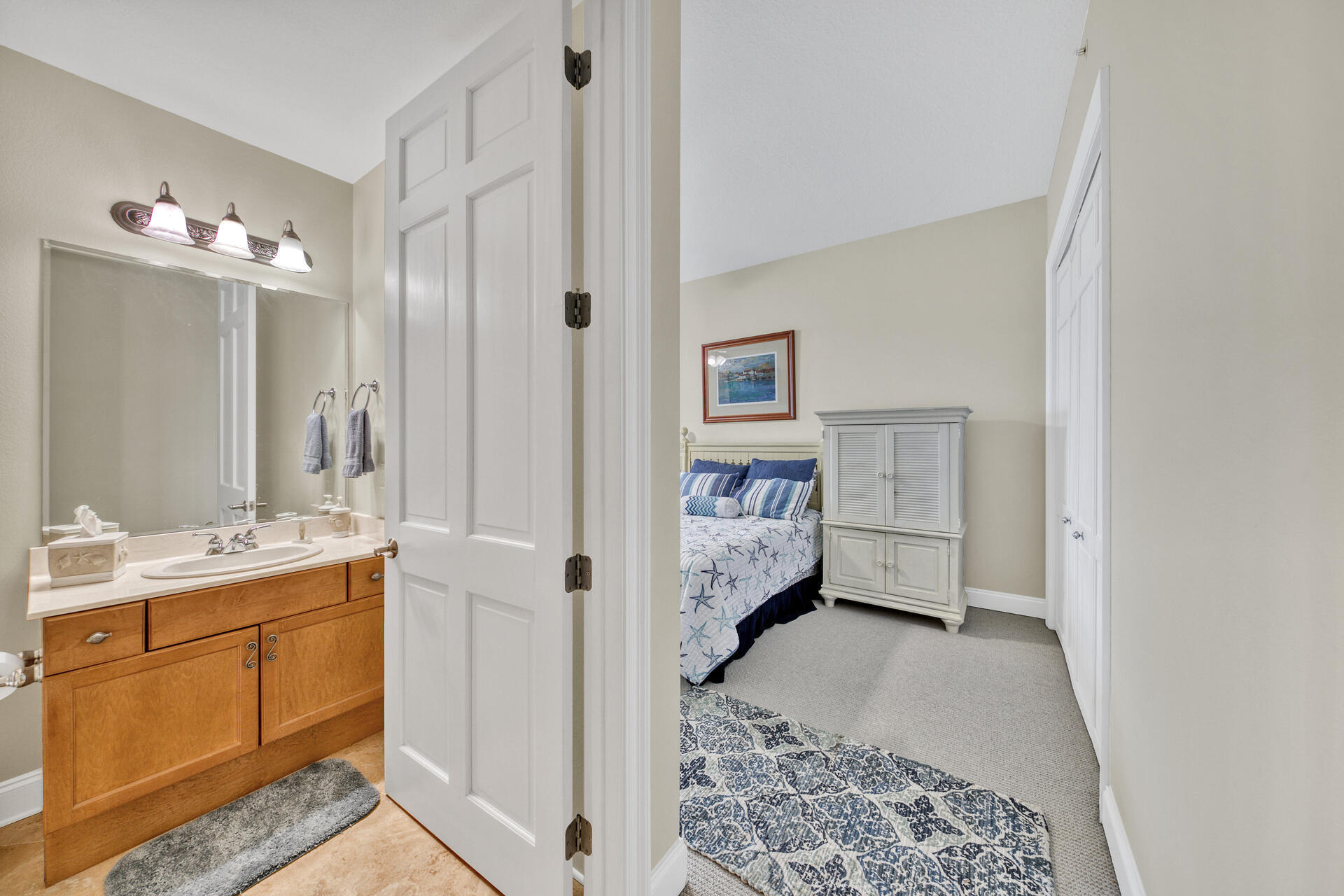 SIDES MORENO POINT WEST - Residential