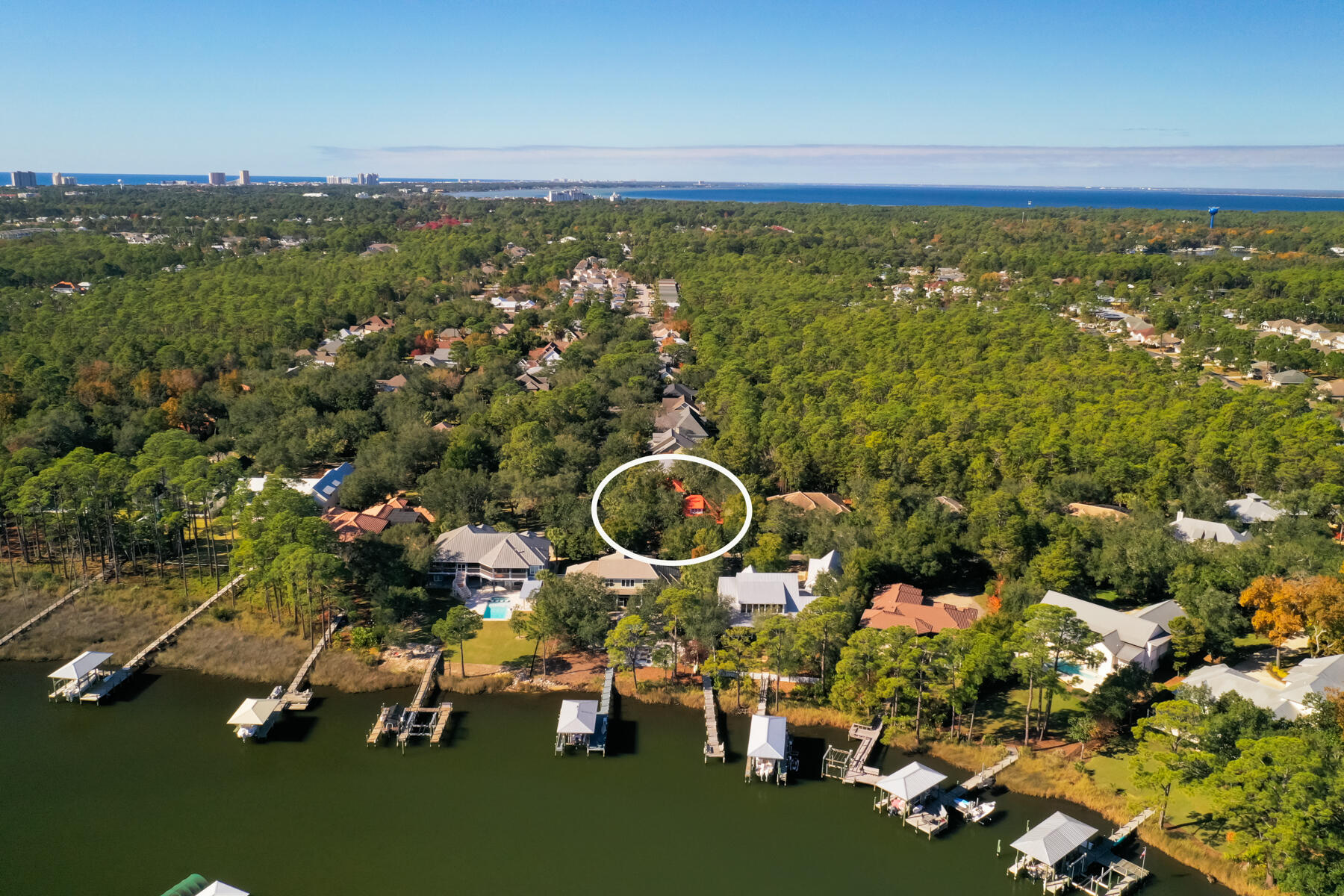 BOTANY BAYOU - Residential