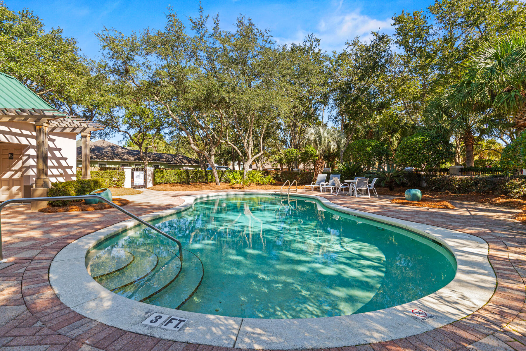 BOTANY BAYOU - Residential