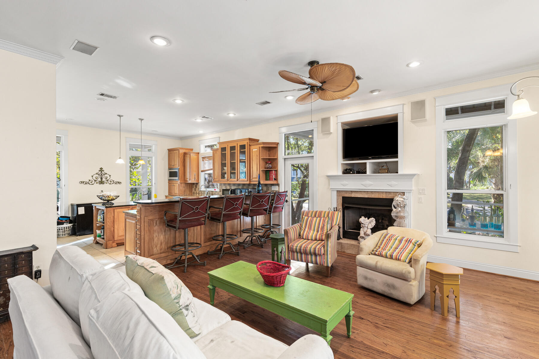 BOTANY BAYOU - Residential