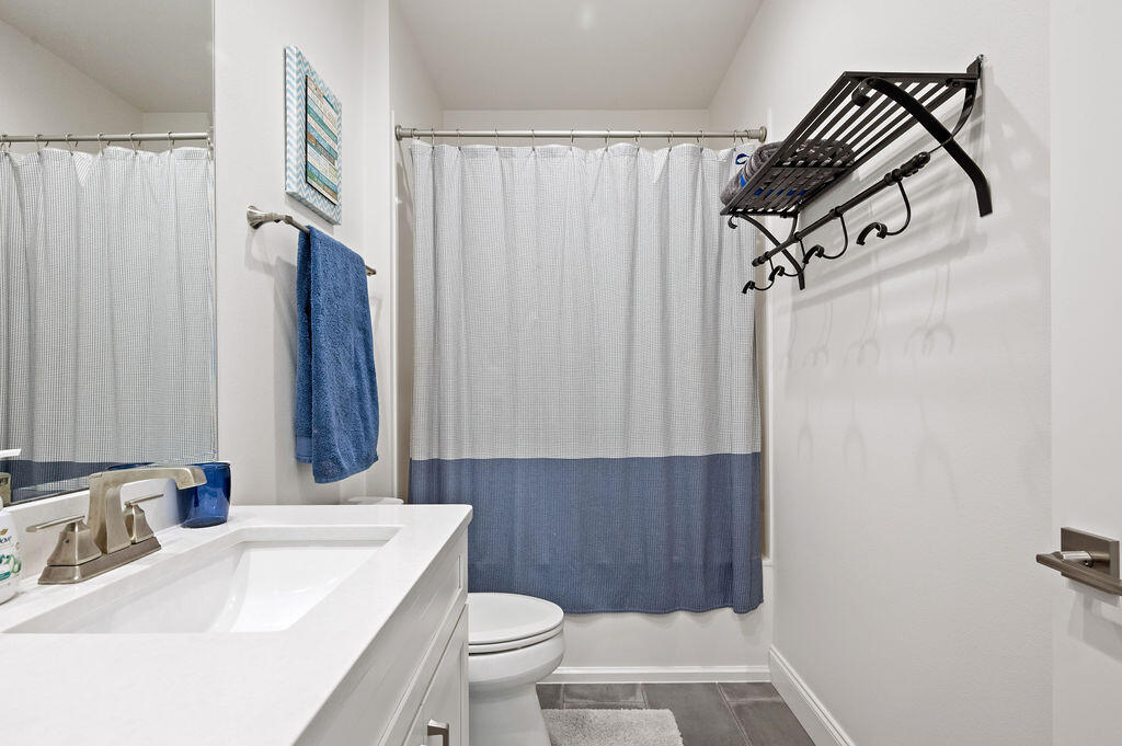 MAGNOLIA WOODS - Residential