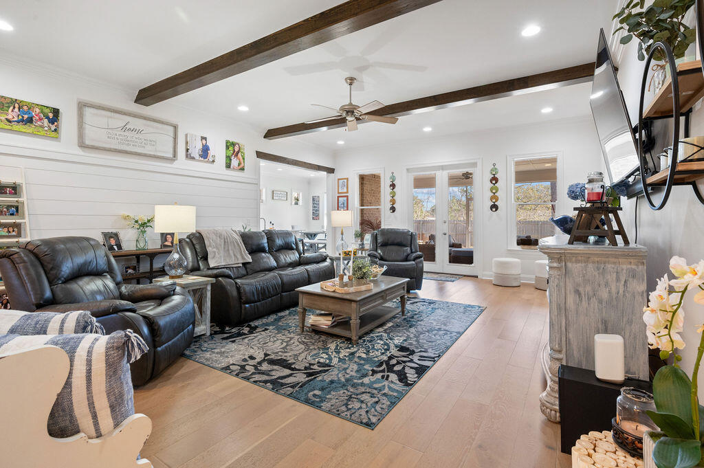 MAGNOLIA WOODS - Residential