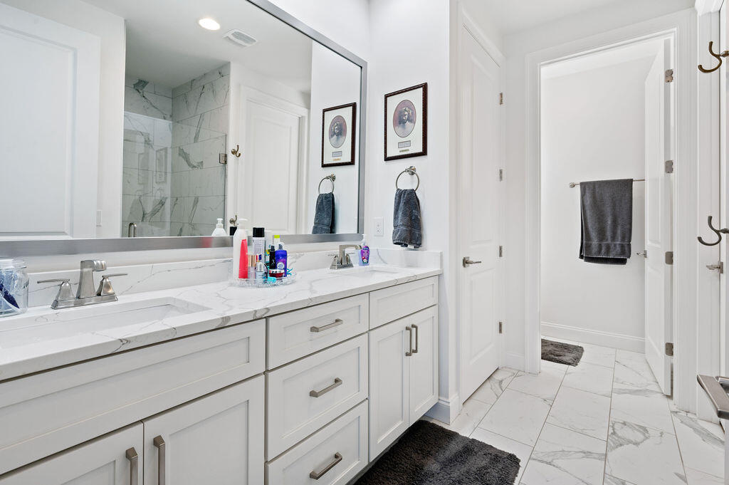 MAGNOLIA WOODS - Residential