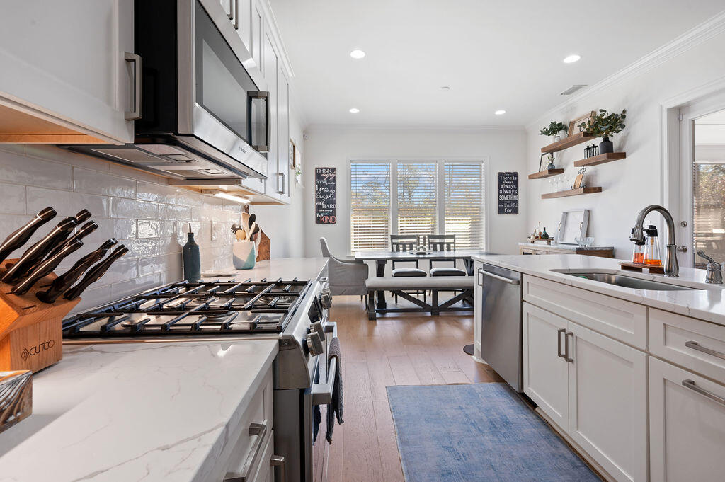 MAGNOLIA WOODS - Residential