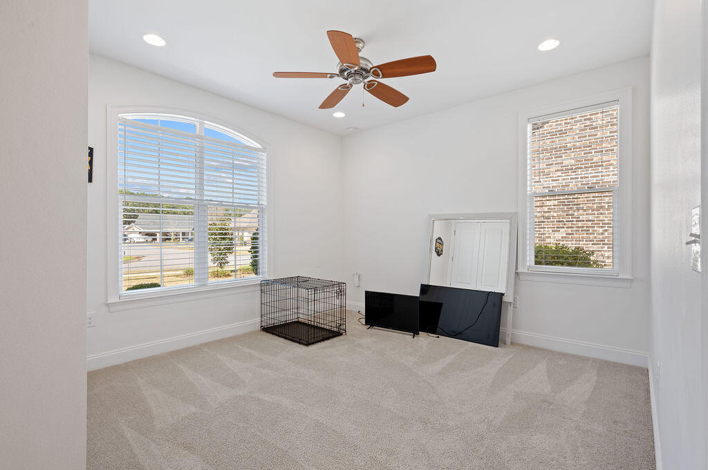 MAGNOLIA WOODS - Residential