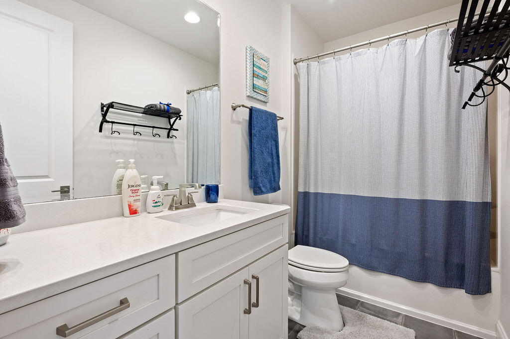 MAGNOLIA WOODS - Residential