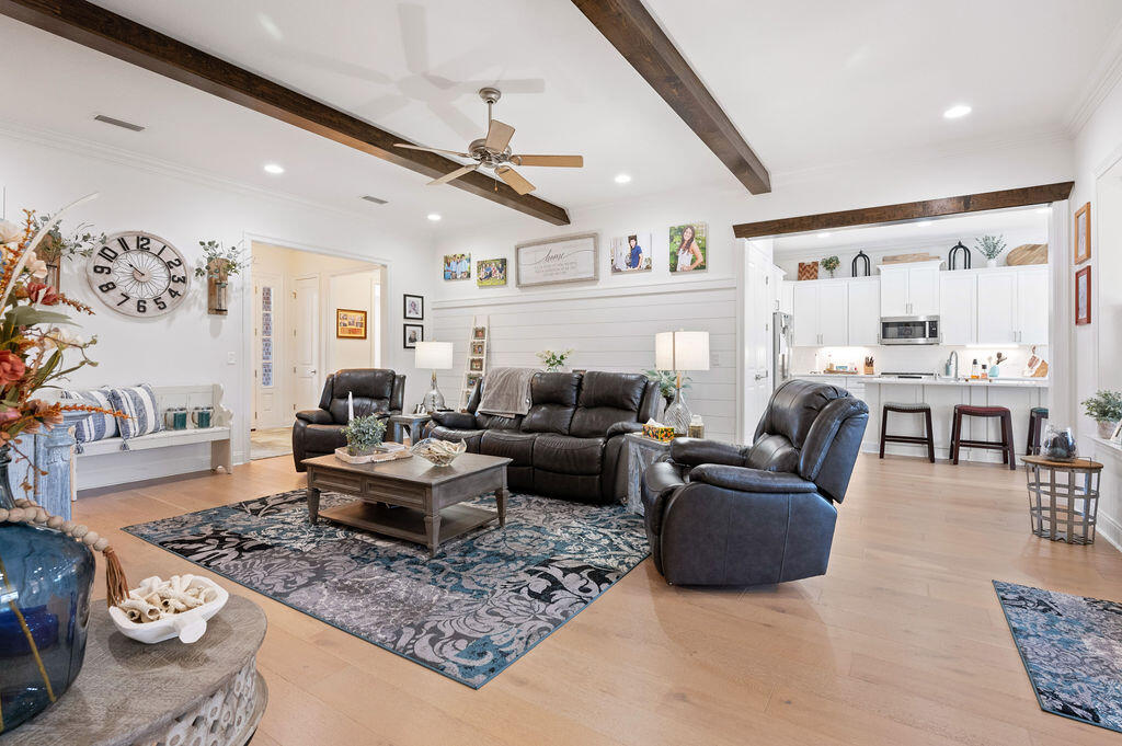 MAGNOLIA WOODS - Residential