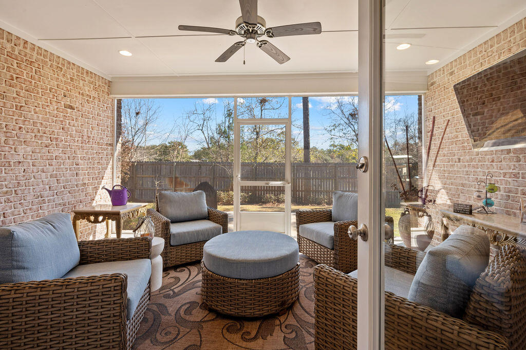 MAGNOLIA WOODS - Residential