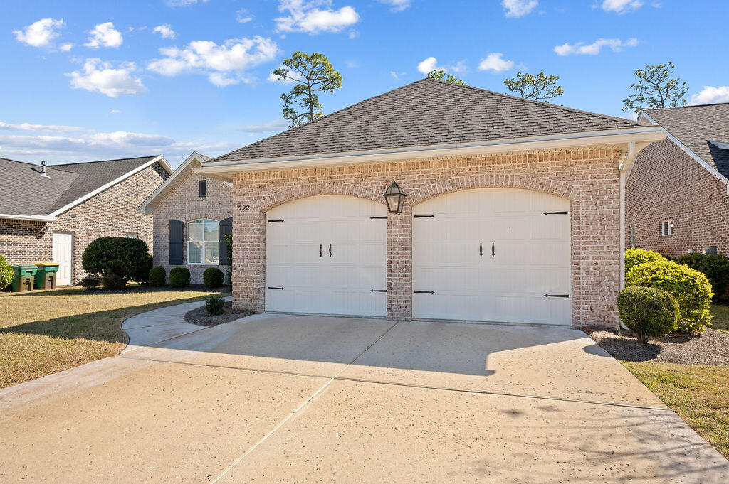 MAGNOLIA WOODS - Residential