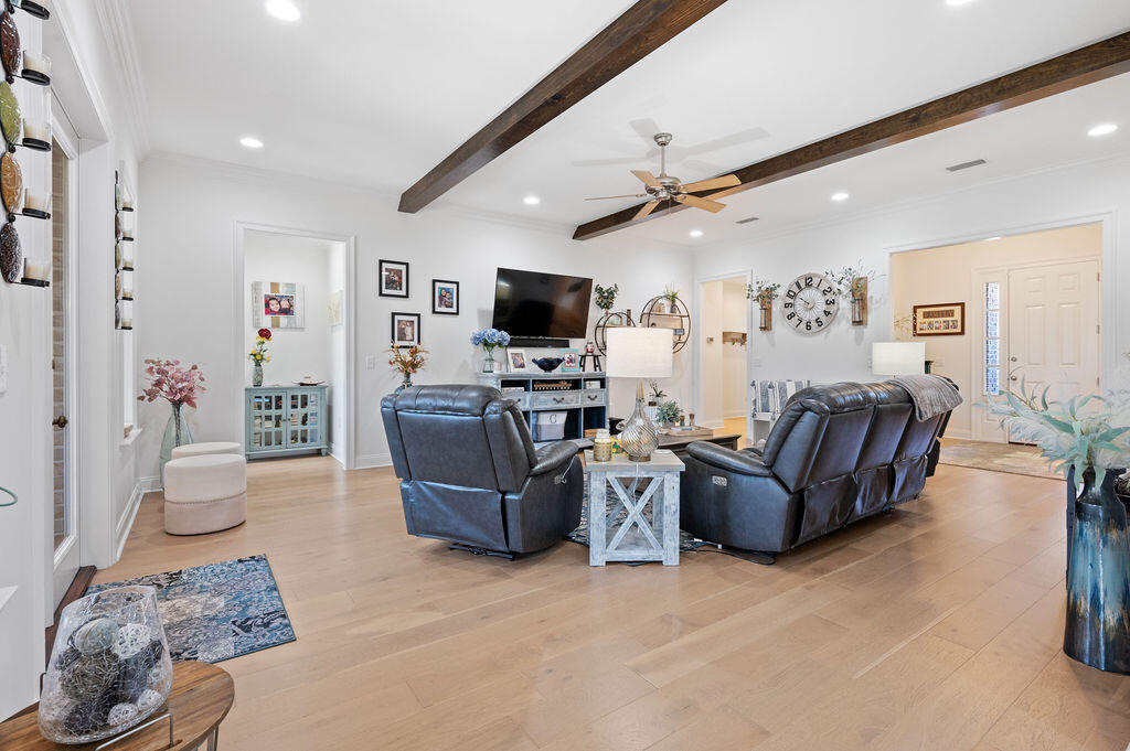 MAGNOLIA WOODS - Residential