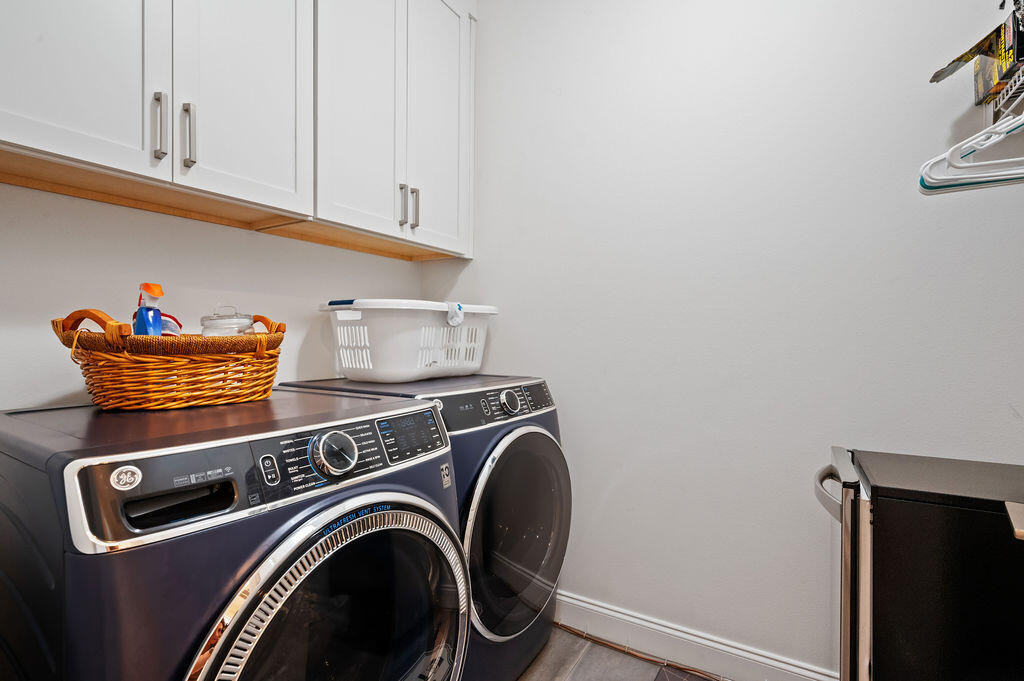 MAGNOLIA WOODS - Residential