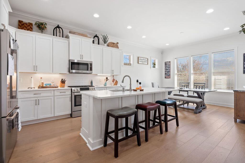 MAGNOLIA WOODS - Residential