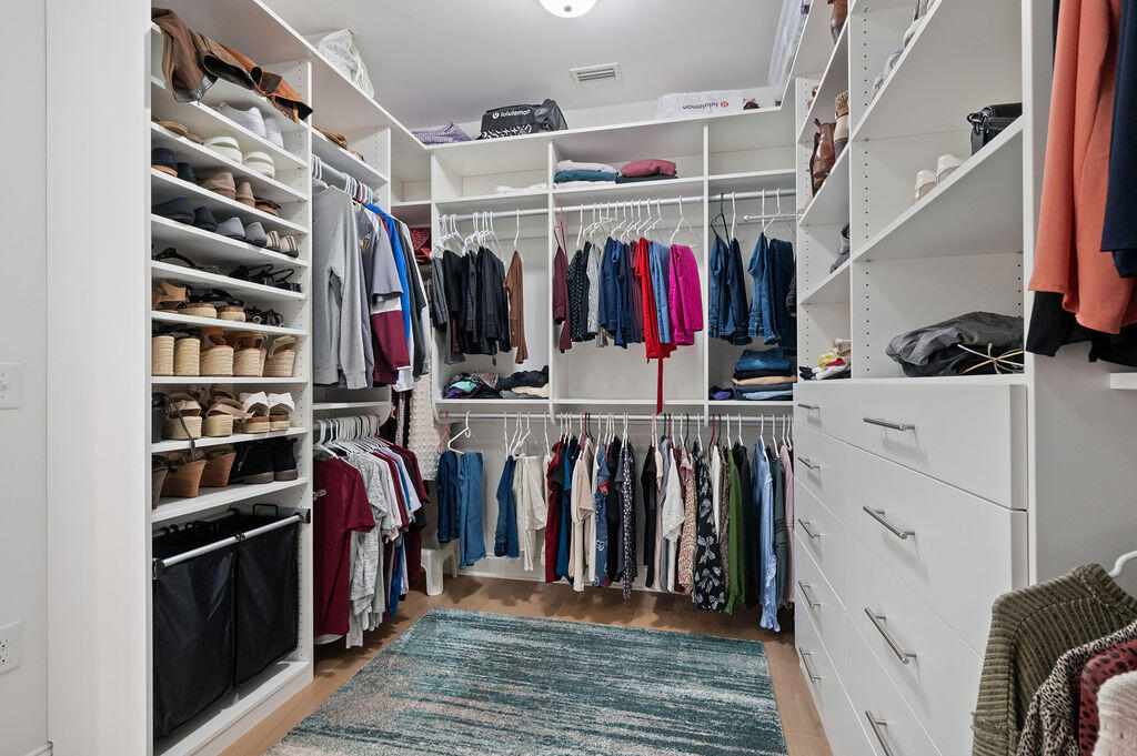 MAGNOLIA WOODS - Residential