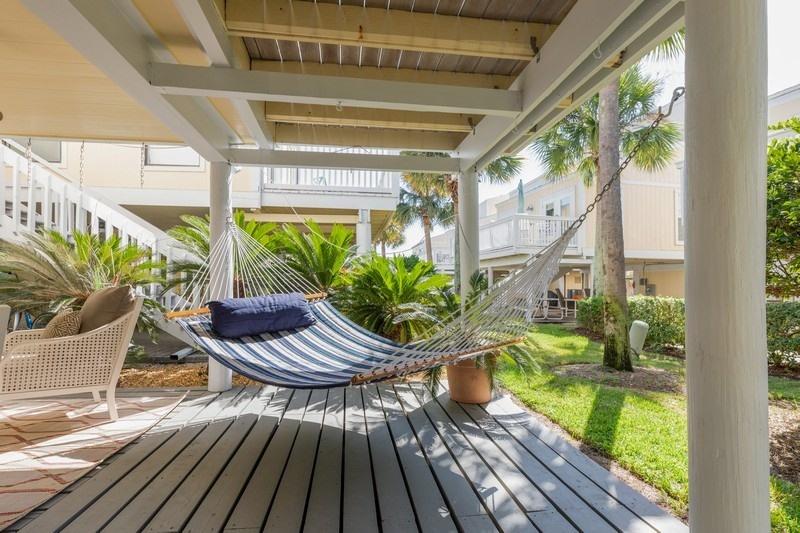 SANDPIPER COVE - Residential