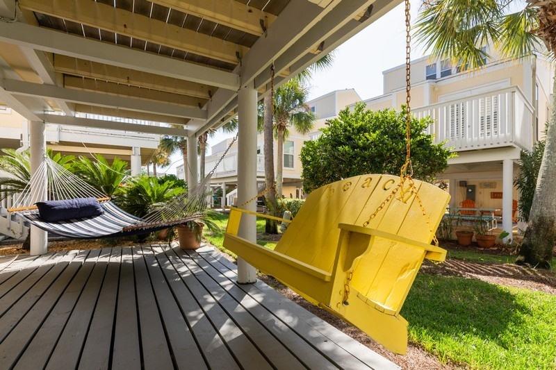 SANDPIPER COVE - Residential