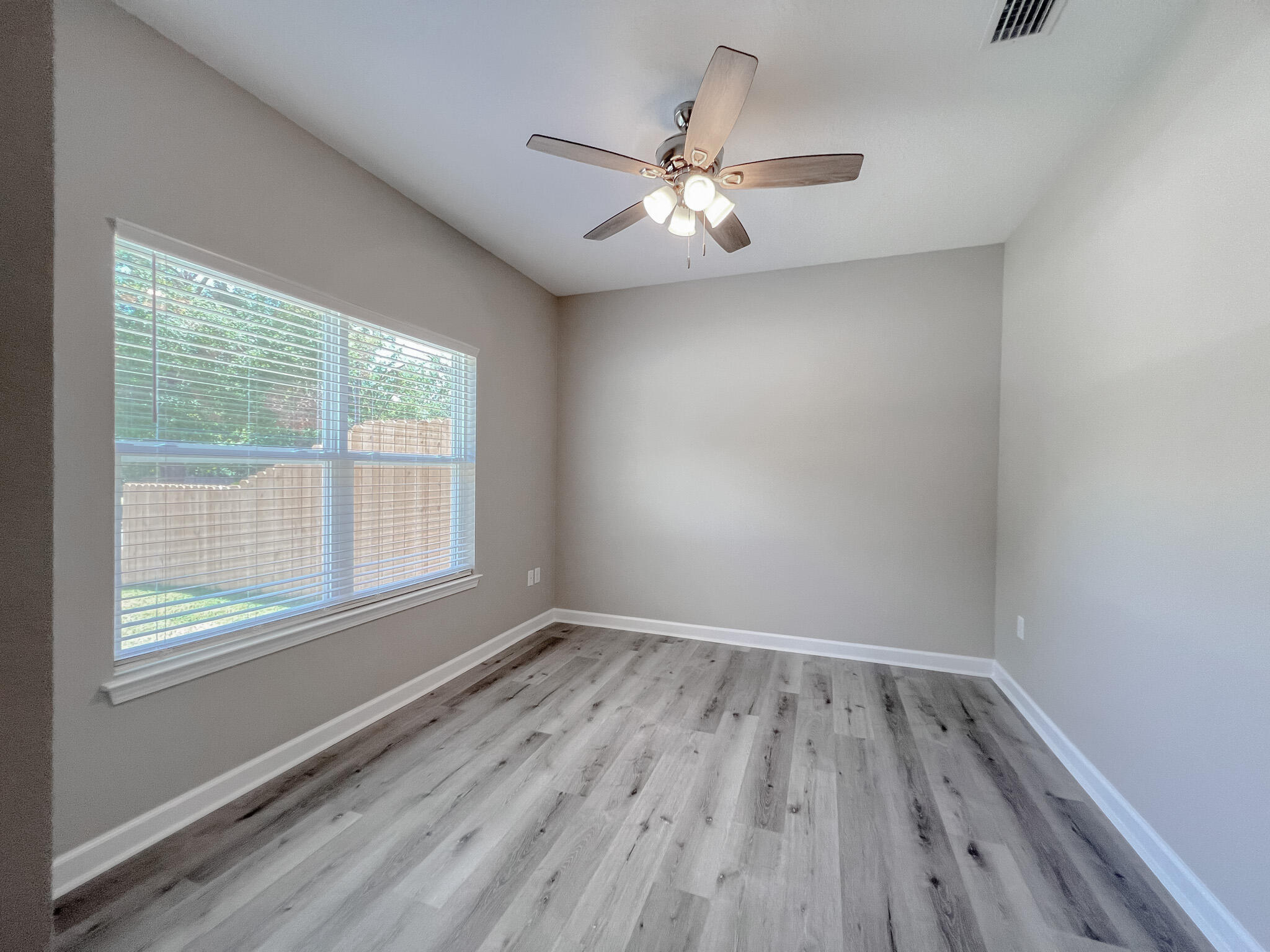 CRESTVIEW - Residential