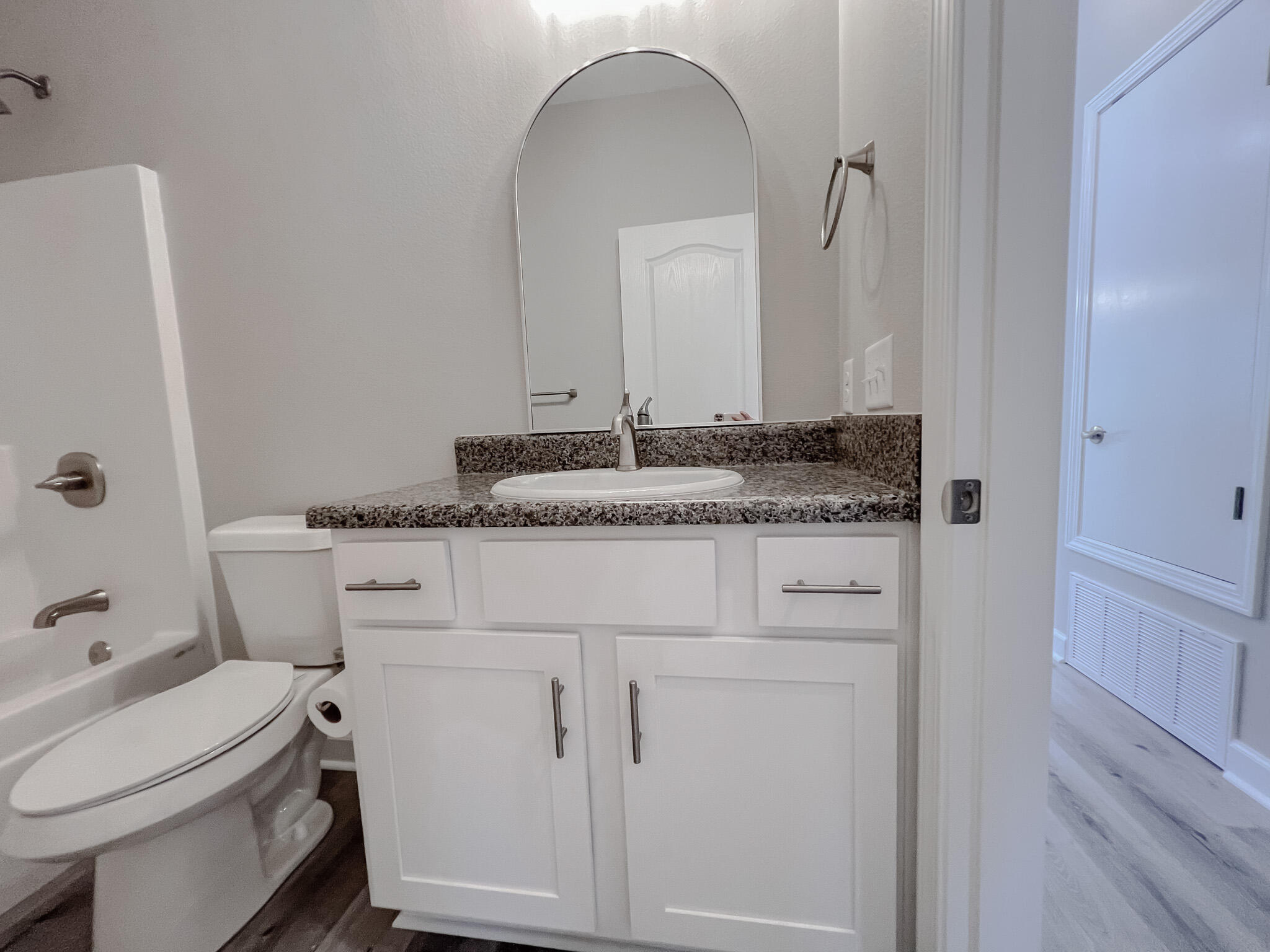 CRESTVIEW - Residential