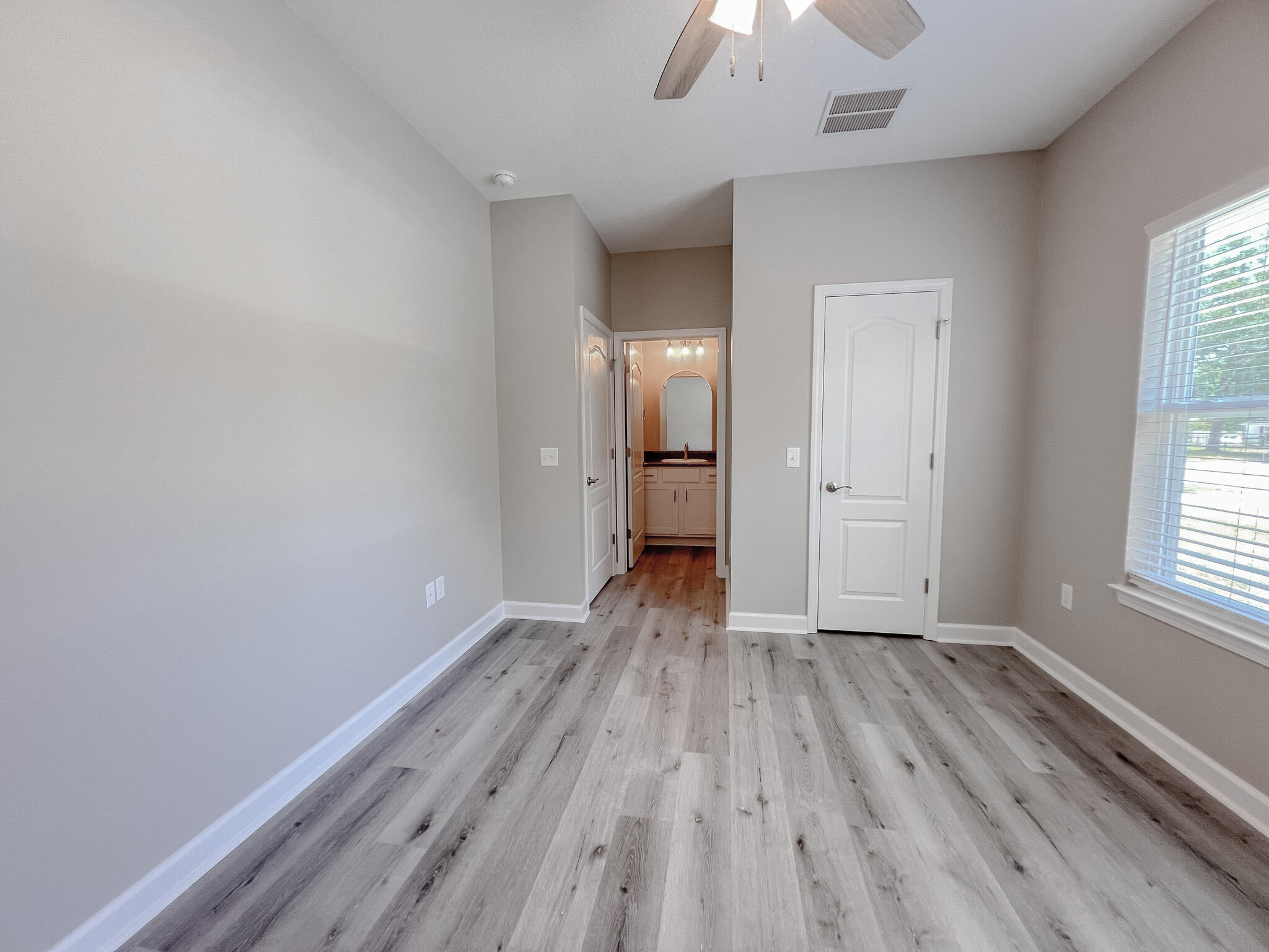 CRESTVIEW - Residential