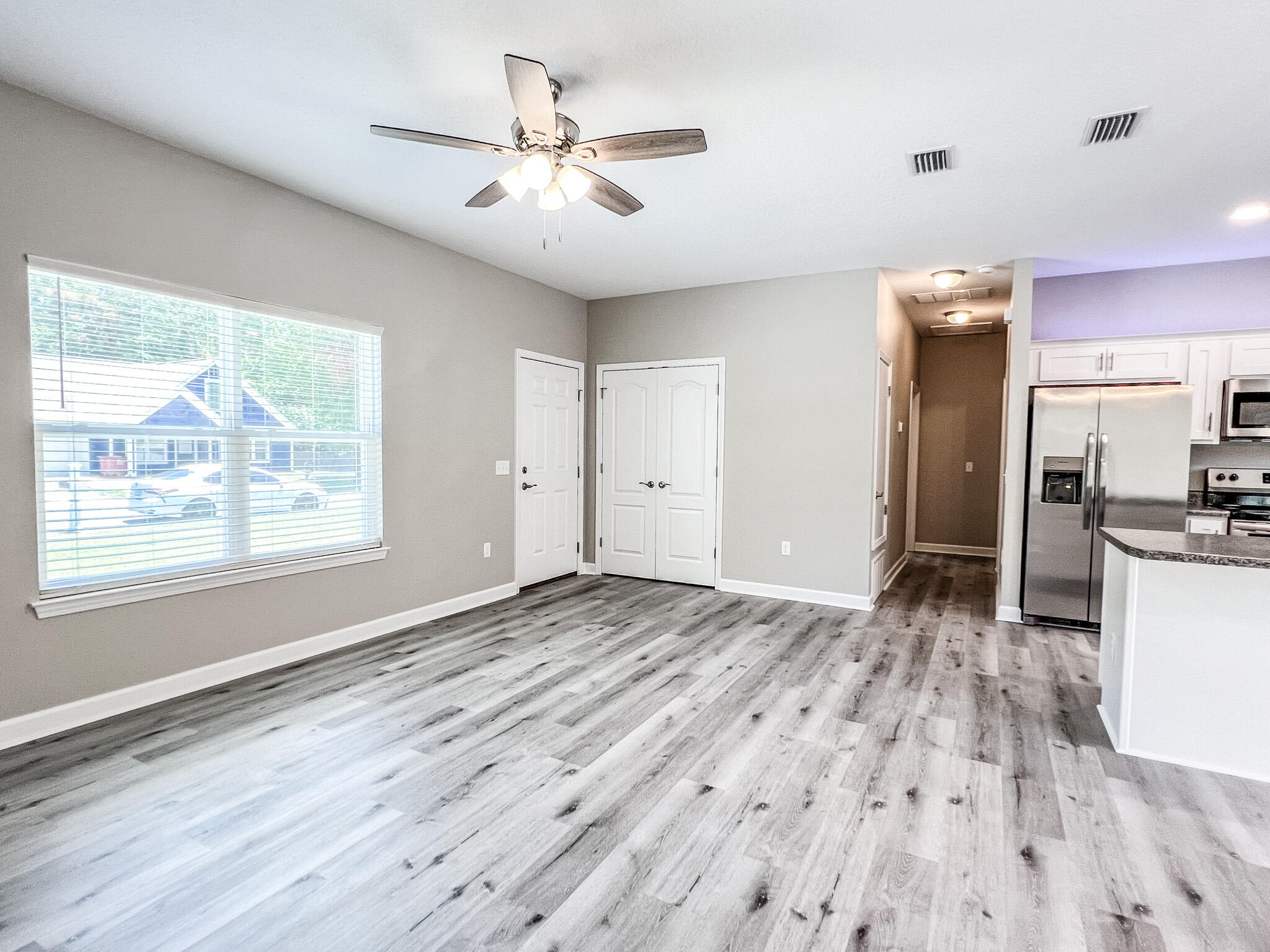 CRESTVIEW - Residential