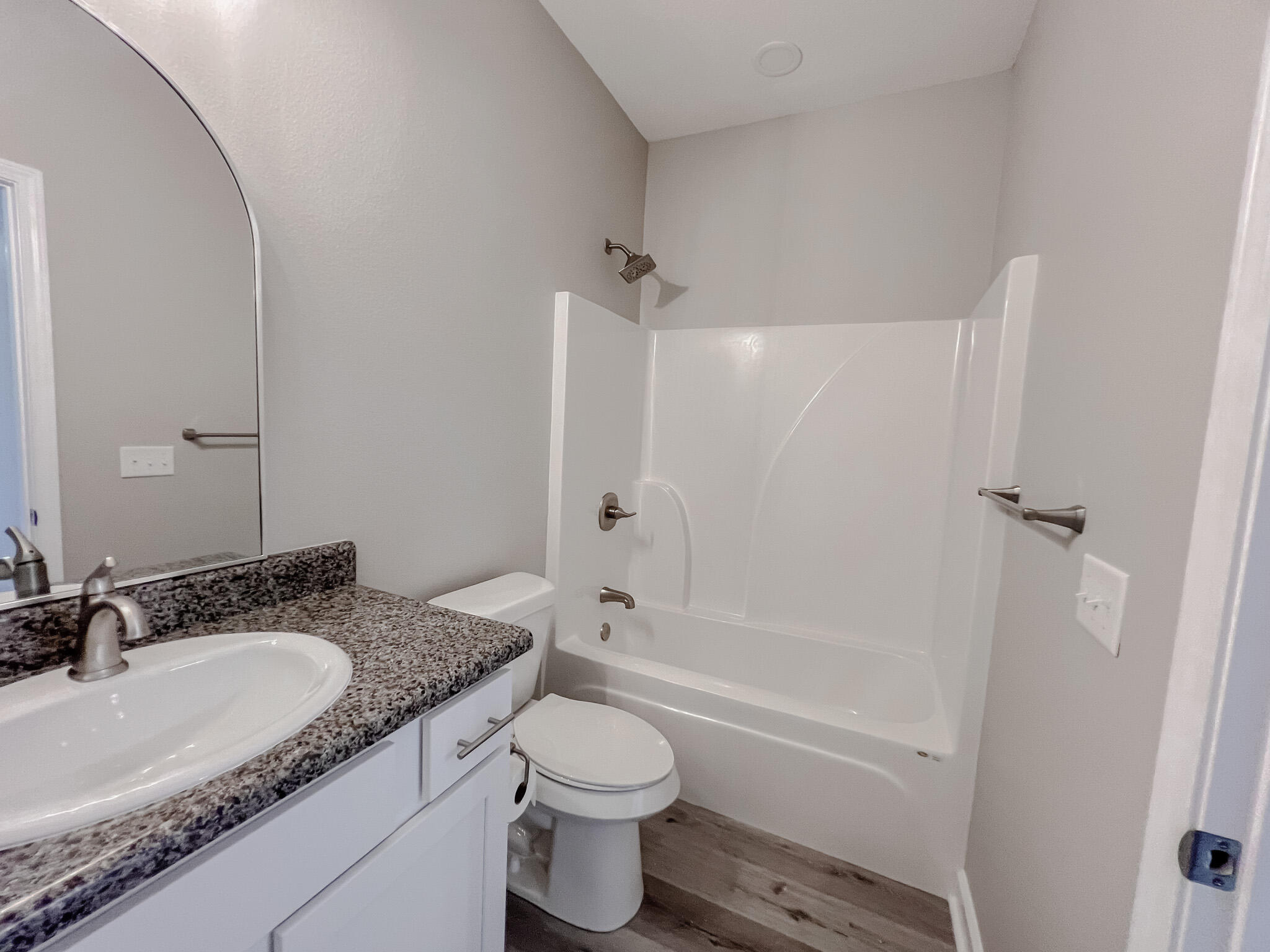 CRESTVIEW - Residential