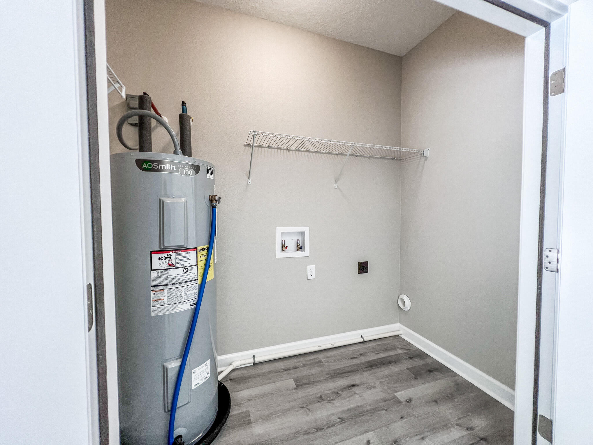 CRESTVIEW - Residential