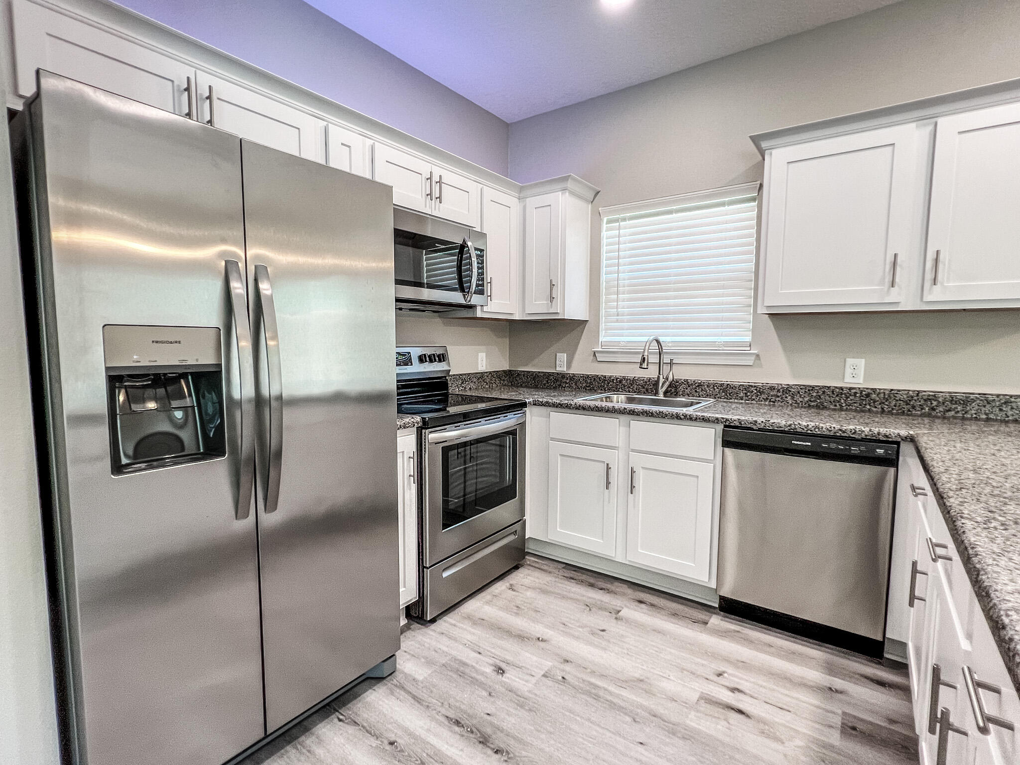 CRESTVIEW - Residential