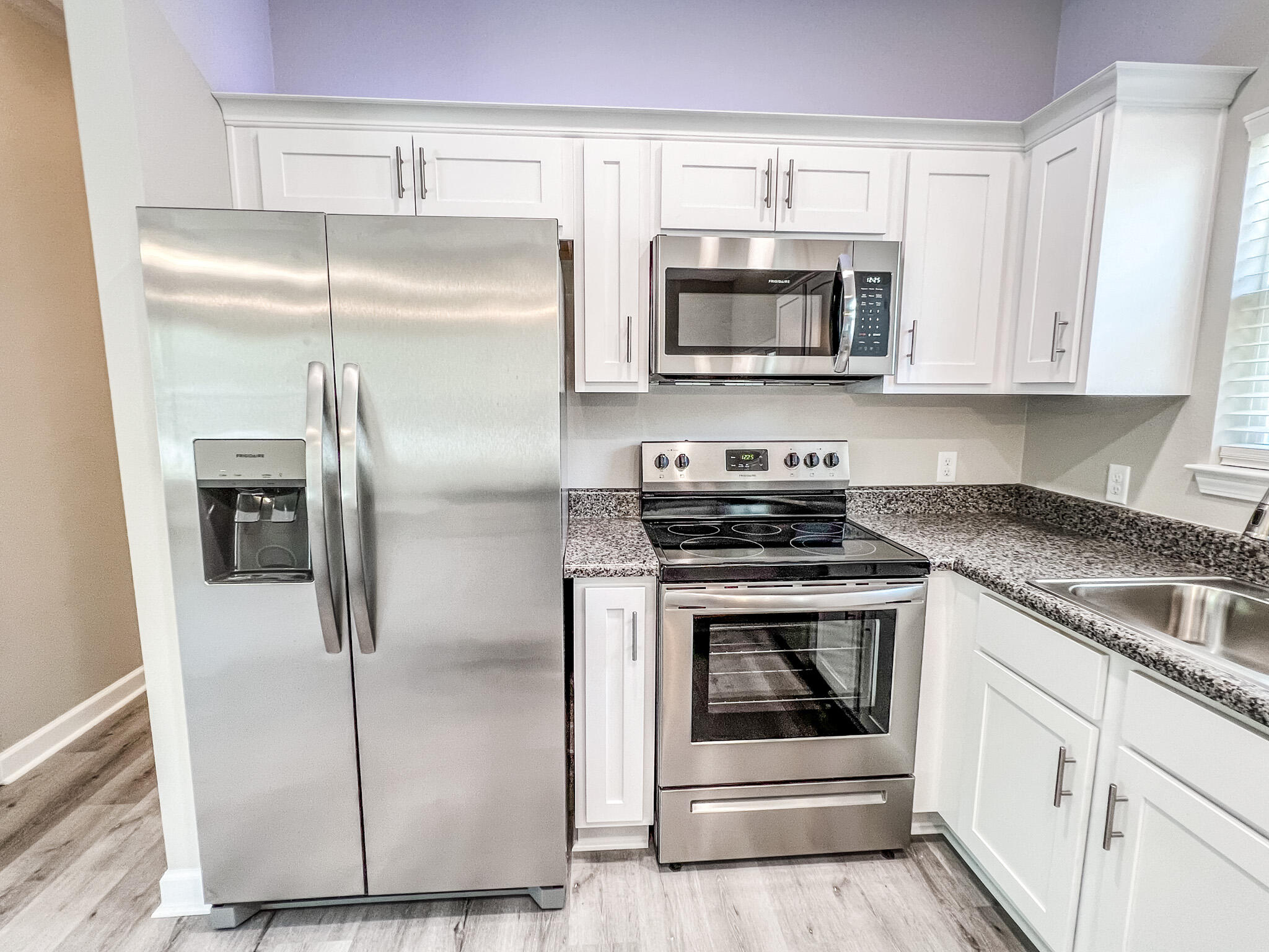 CRESTVIEW - Residential