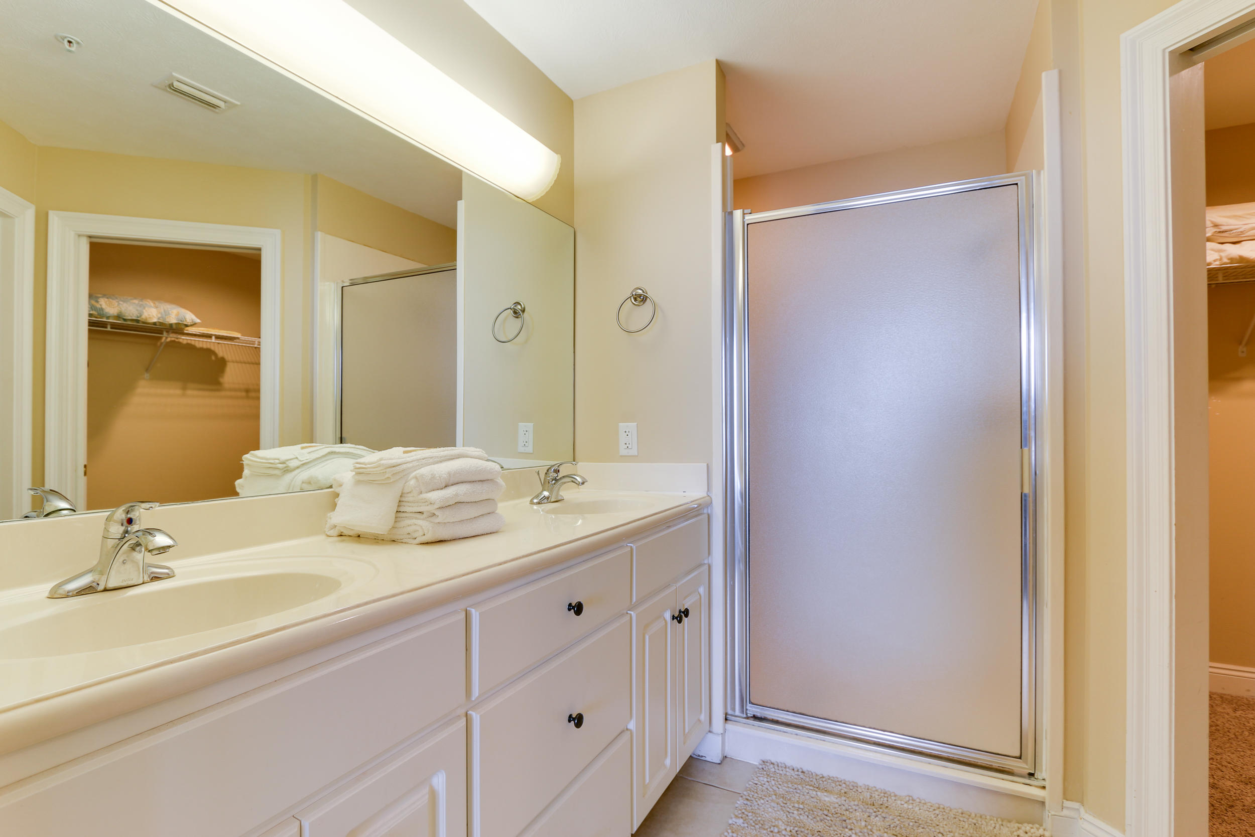 TREASURE ISLAND - Residential