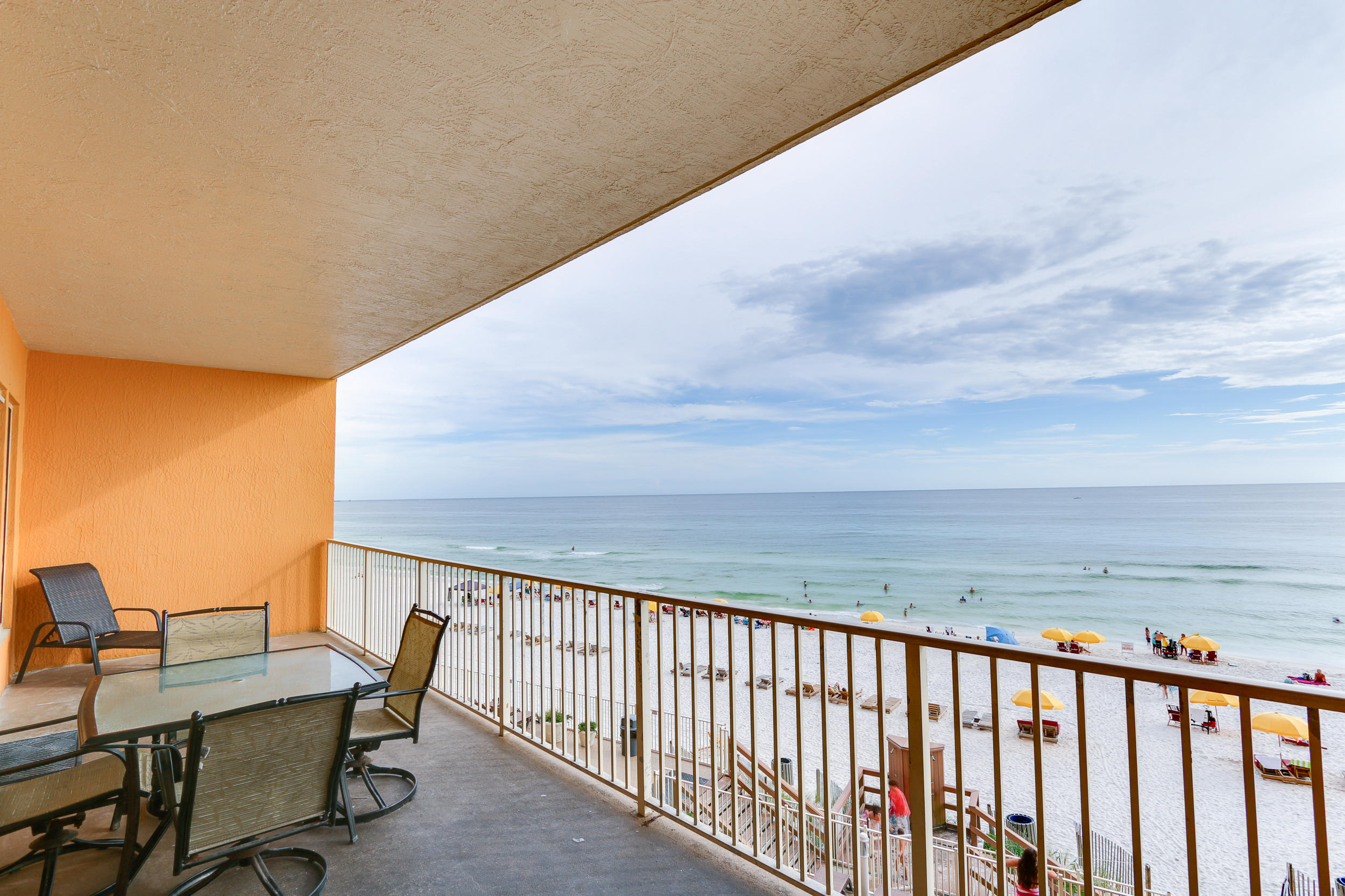 TREASURE ISLAND - Residential