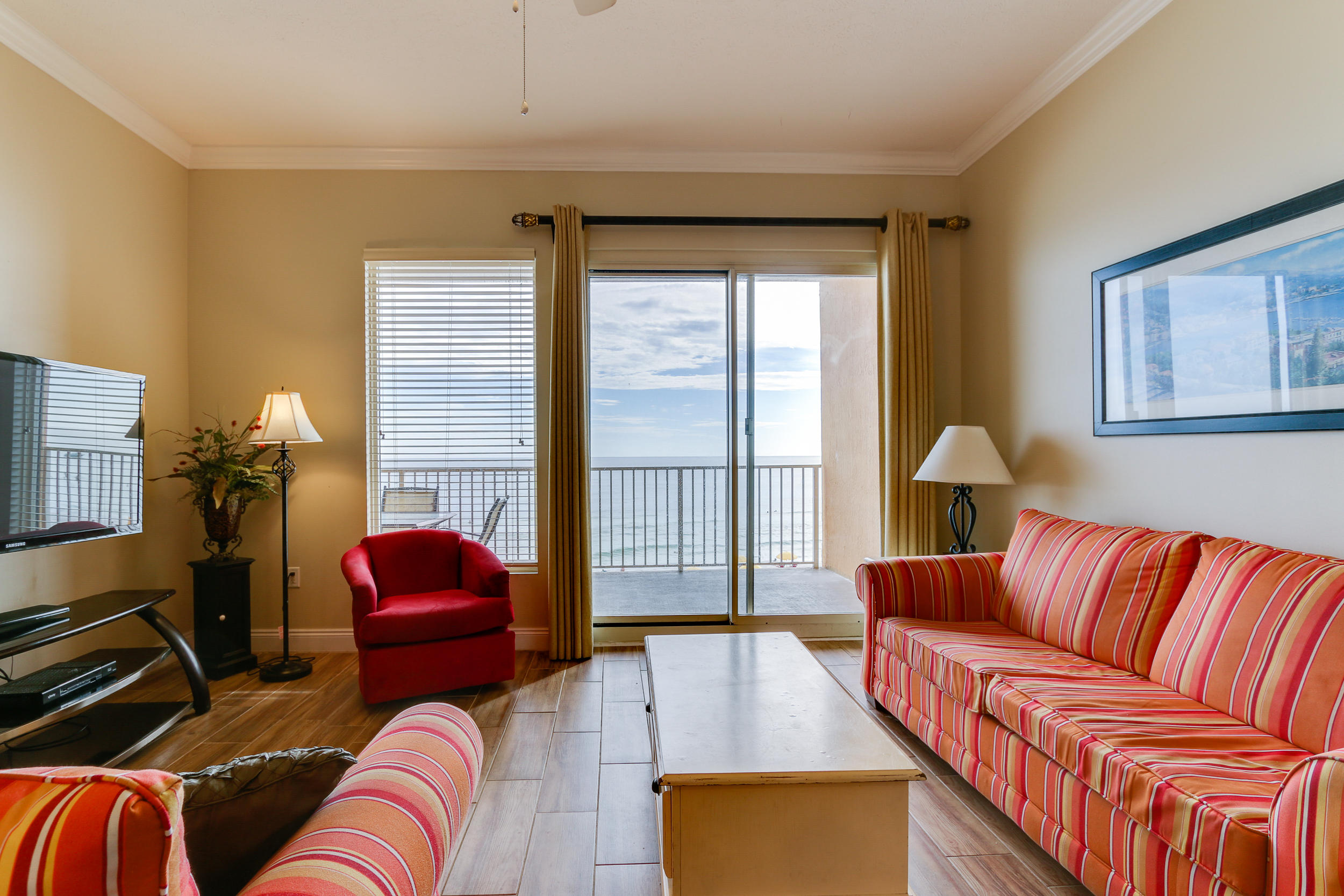 TREASURE ISLAND - Residential