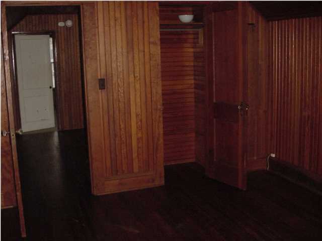 CRESTVIEW - Residential Lease