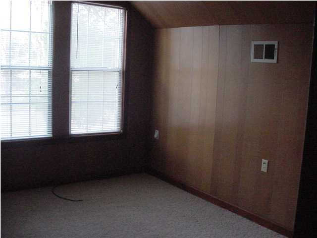 CRESTVIEW - Residential Lease